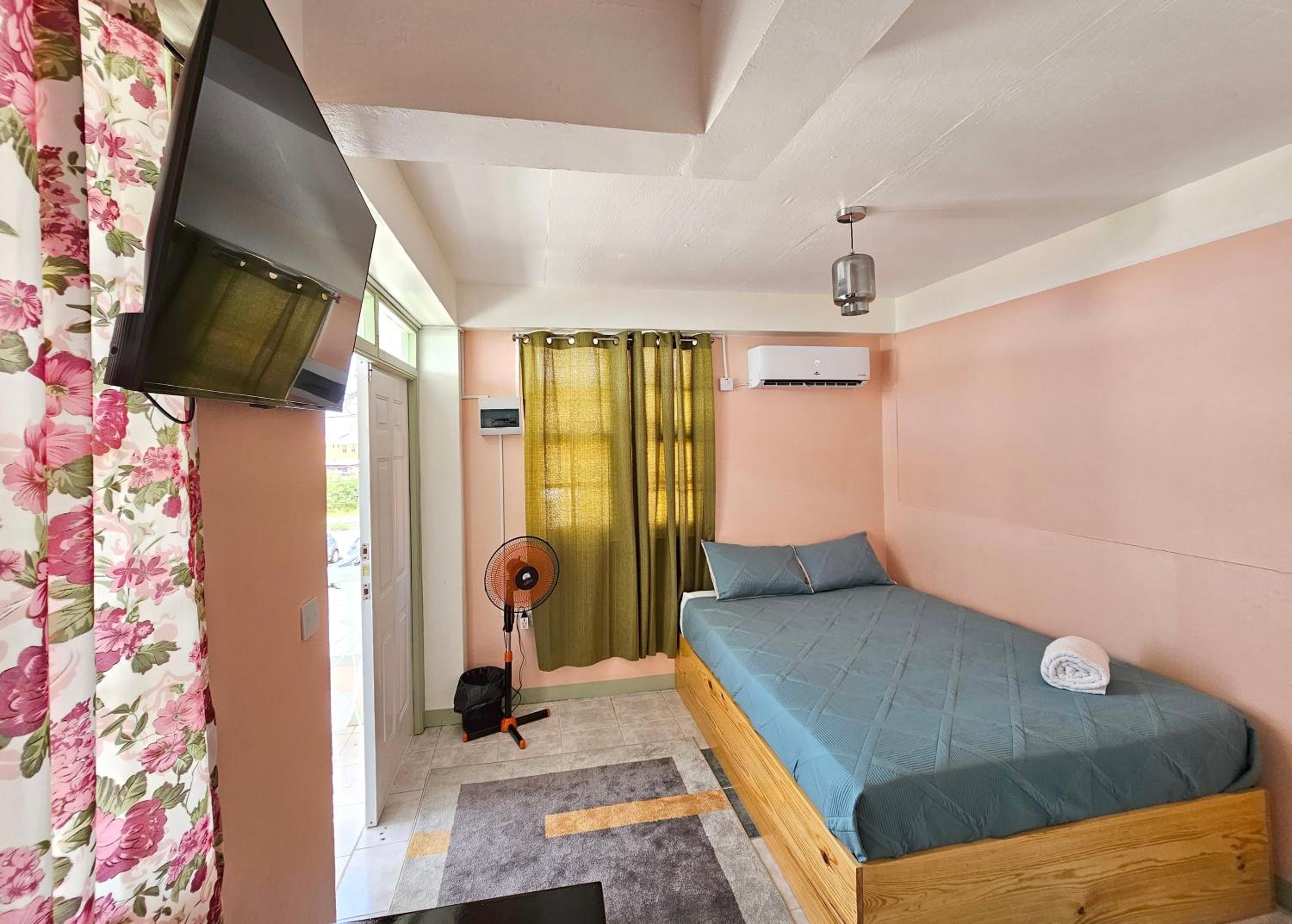 C&M Suites view 5