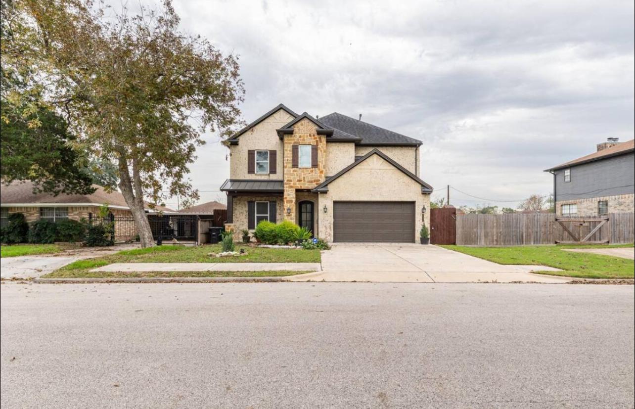 ITACA Luxury House near Hobby view 3