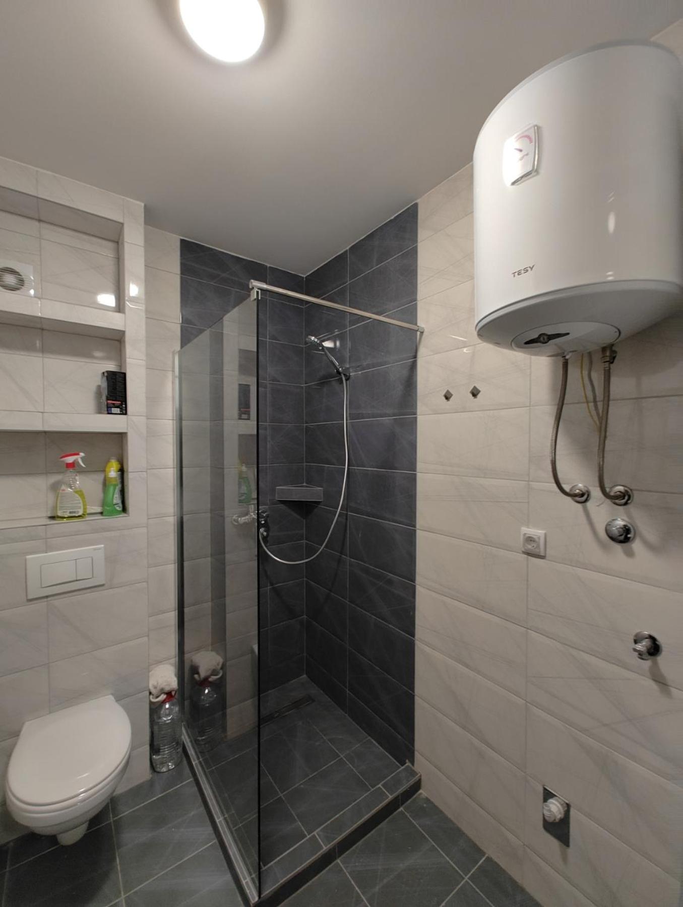 Studio apartman Pale