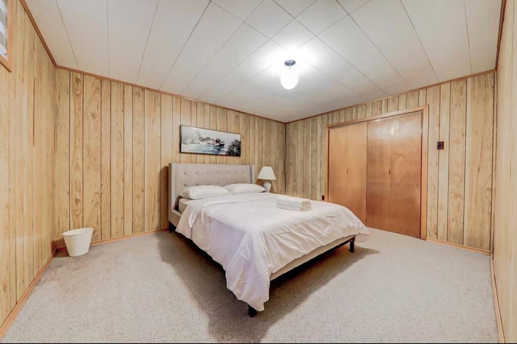 The Cozy Nook House