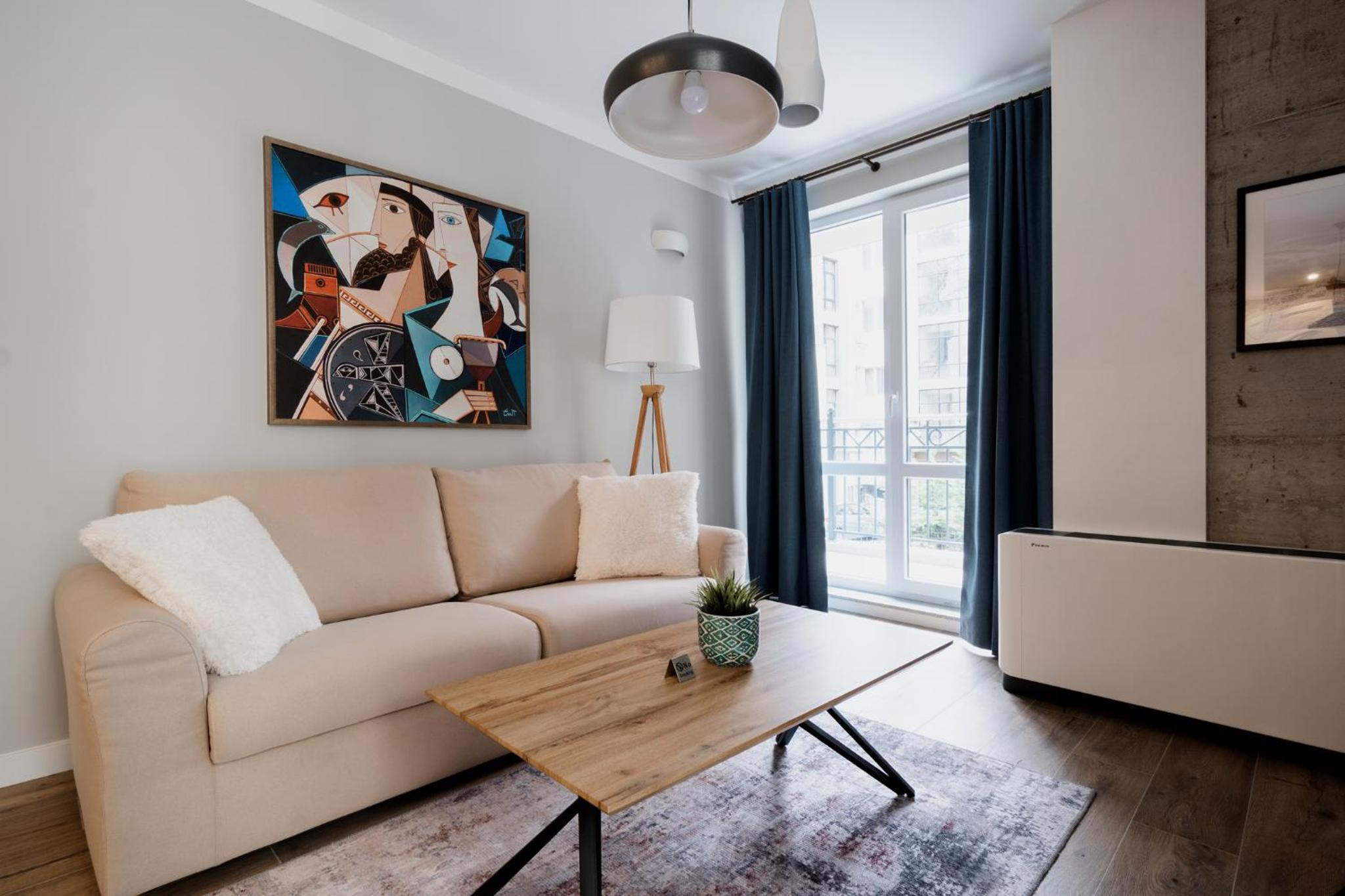 8th Hill Apartments