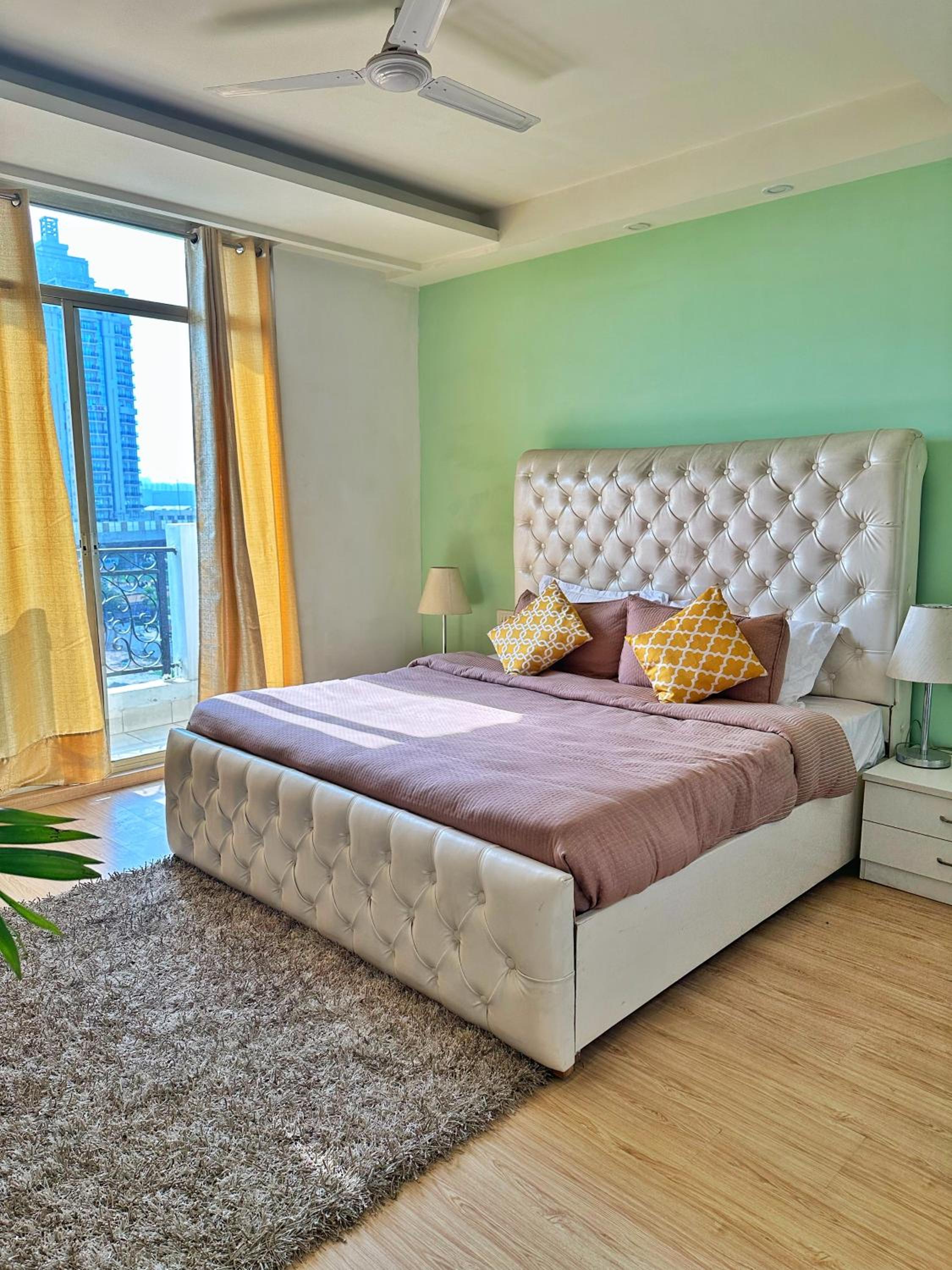 Gurgaon Vacations - Flamingo Hotel Sector 67 I Studio Rooms I Gurgaon - Property Image 19