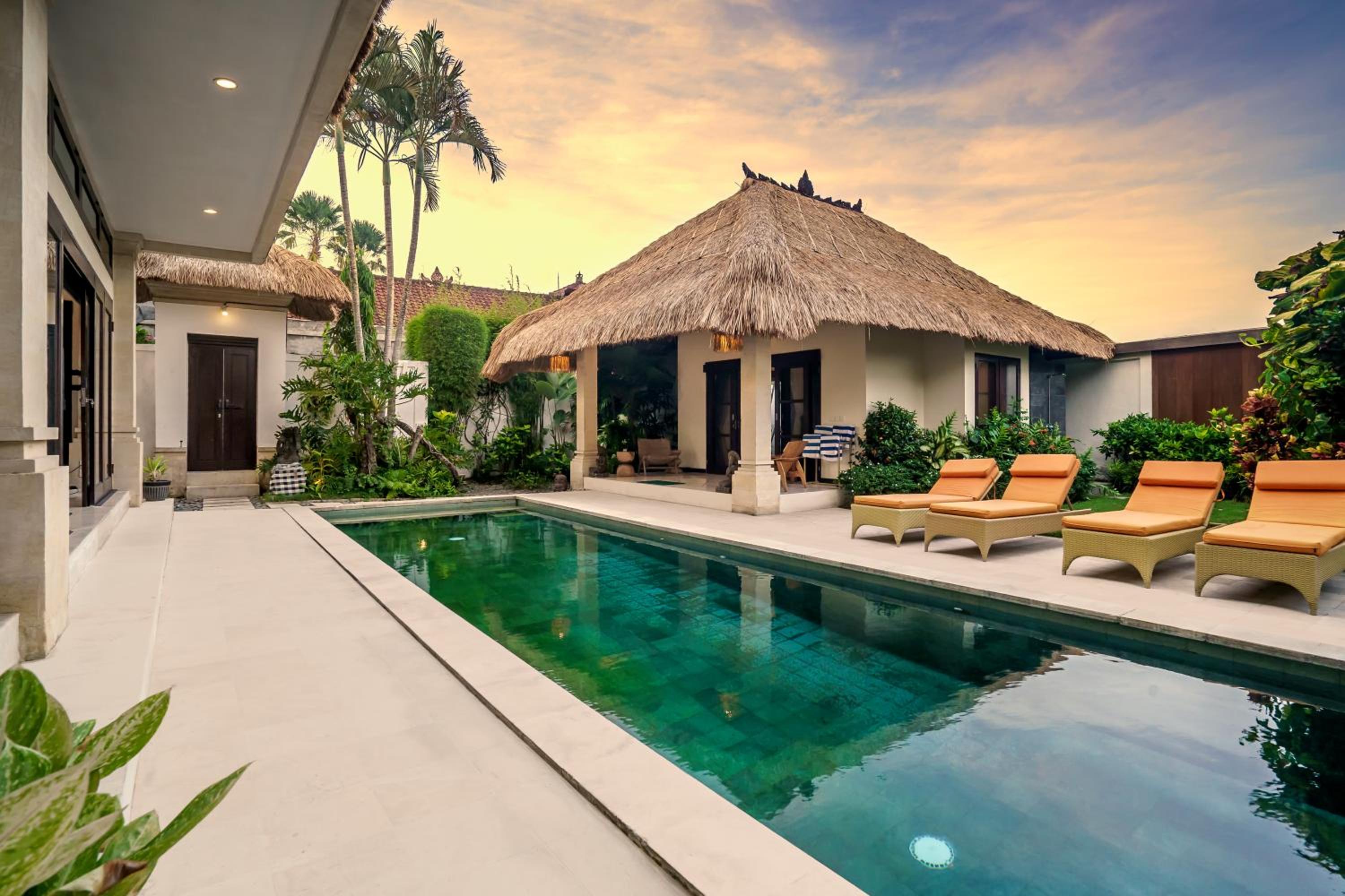 Villa Gading by Alfred in Bali view 5
