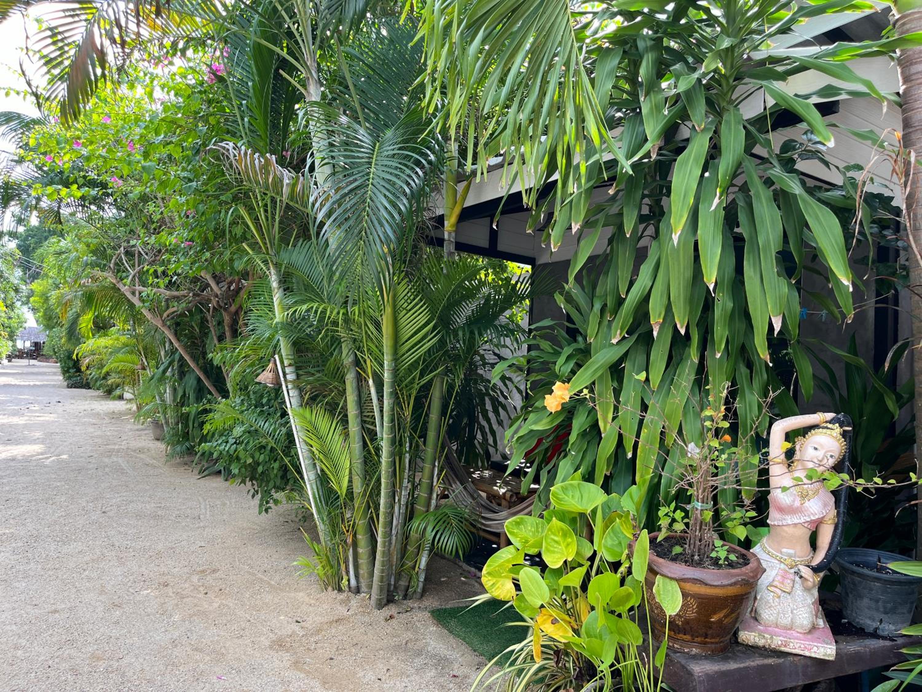 Namthip Homebeach