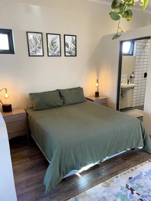 De Jagers Studio on Rawson