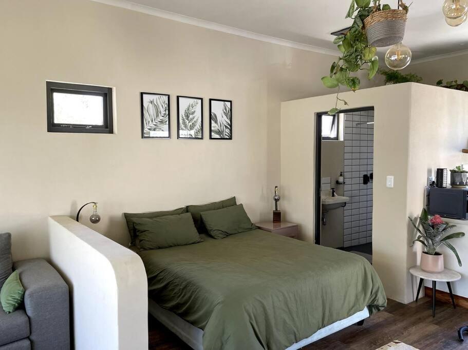 De Jagers Studio on Rawson