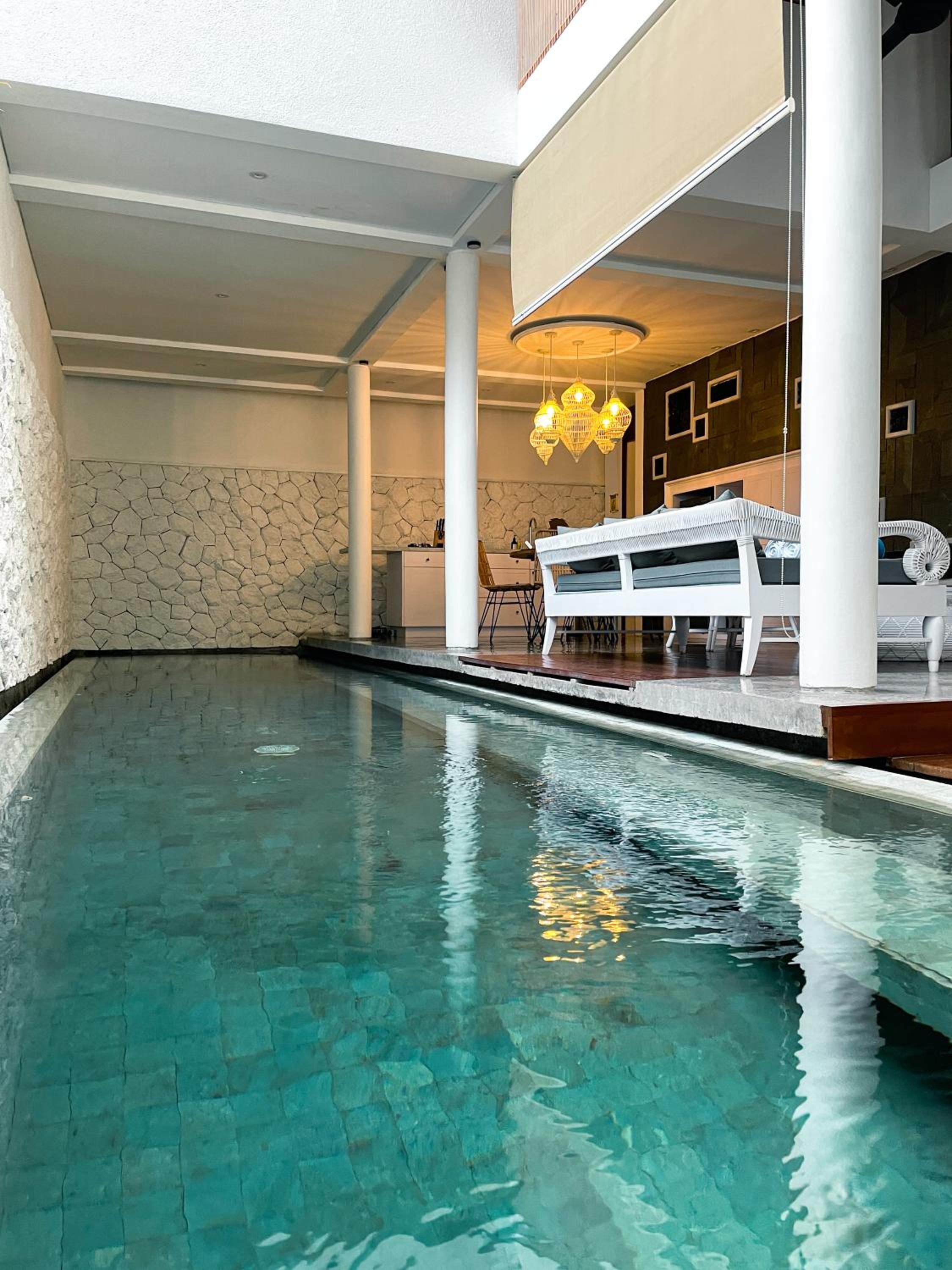 Calm Villa — recepcion & lobby