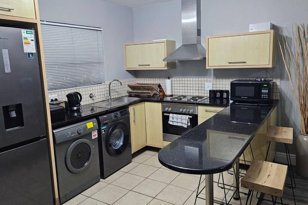 SS Luxury Apartments