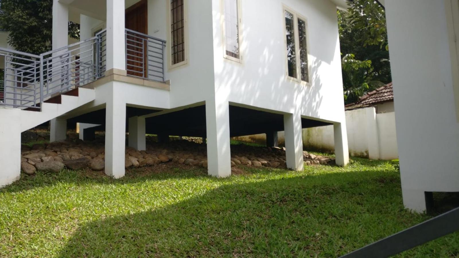 BAMBUSA COTTAGES