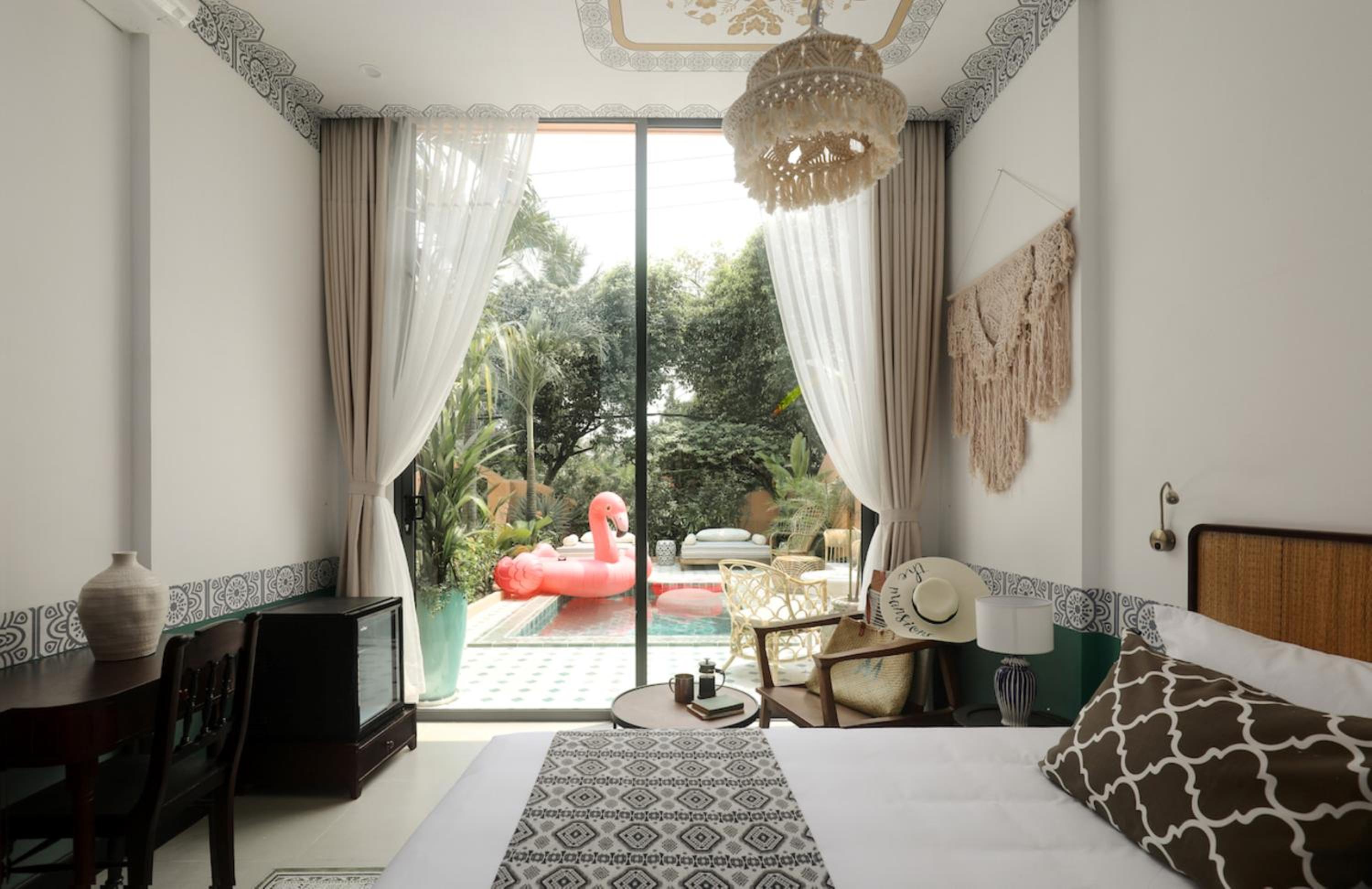 hotel room