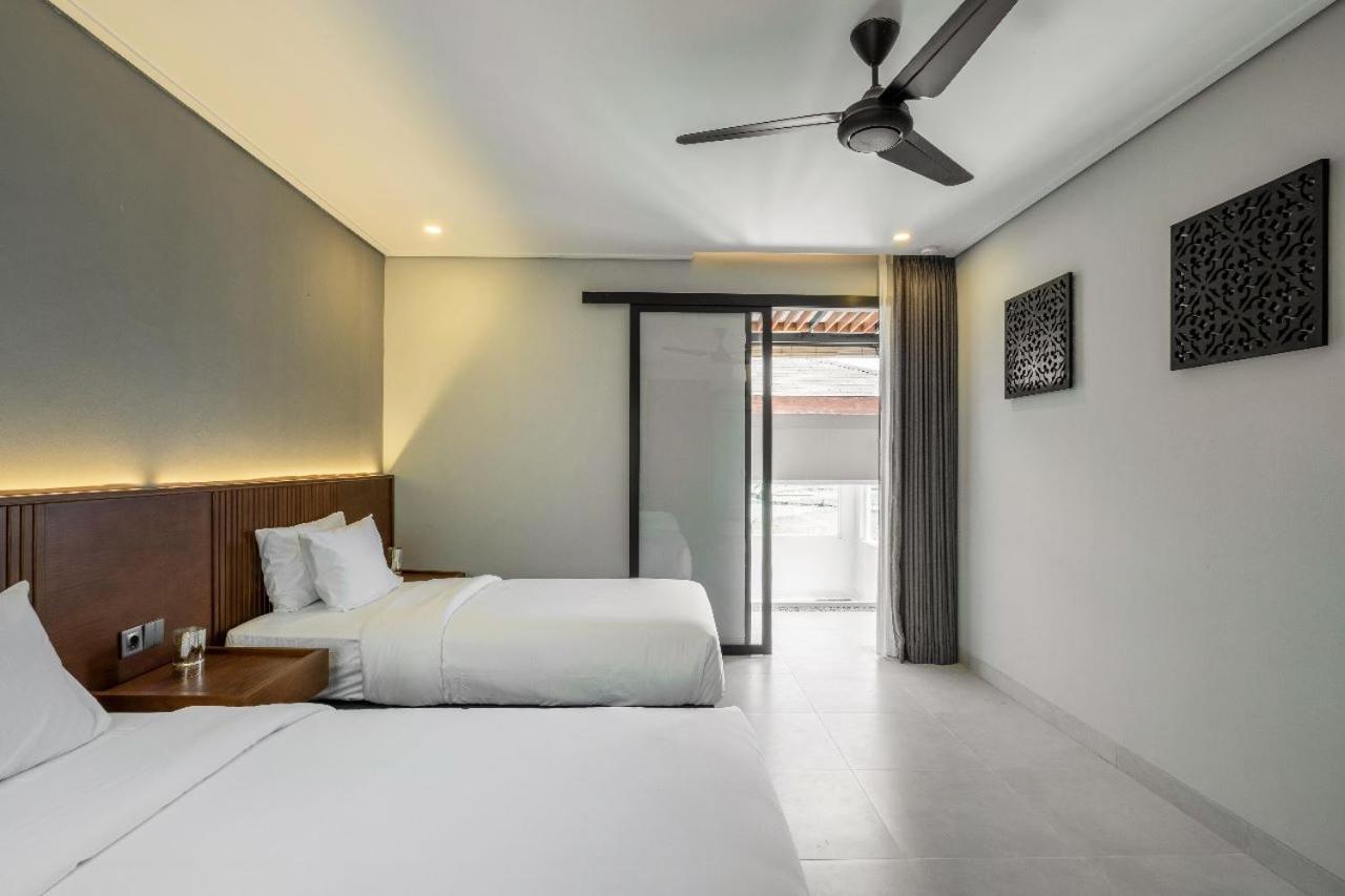 Villa Cakra - 4 bedroom Luxury Villa with Infinity Pool and Paddy Field View Ubud