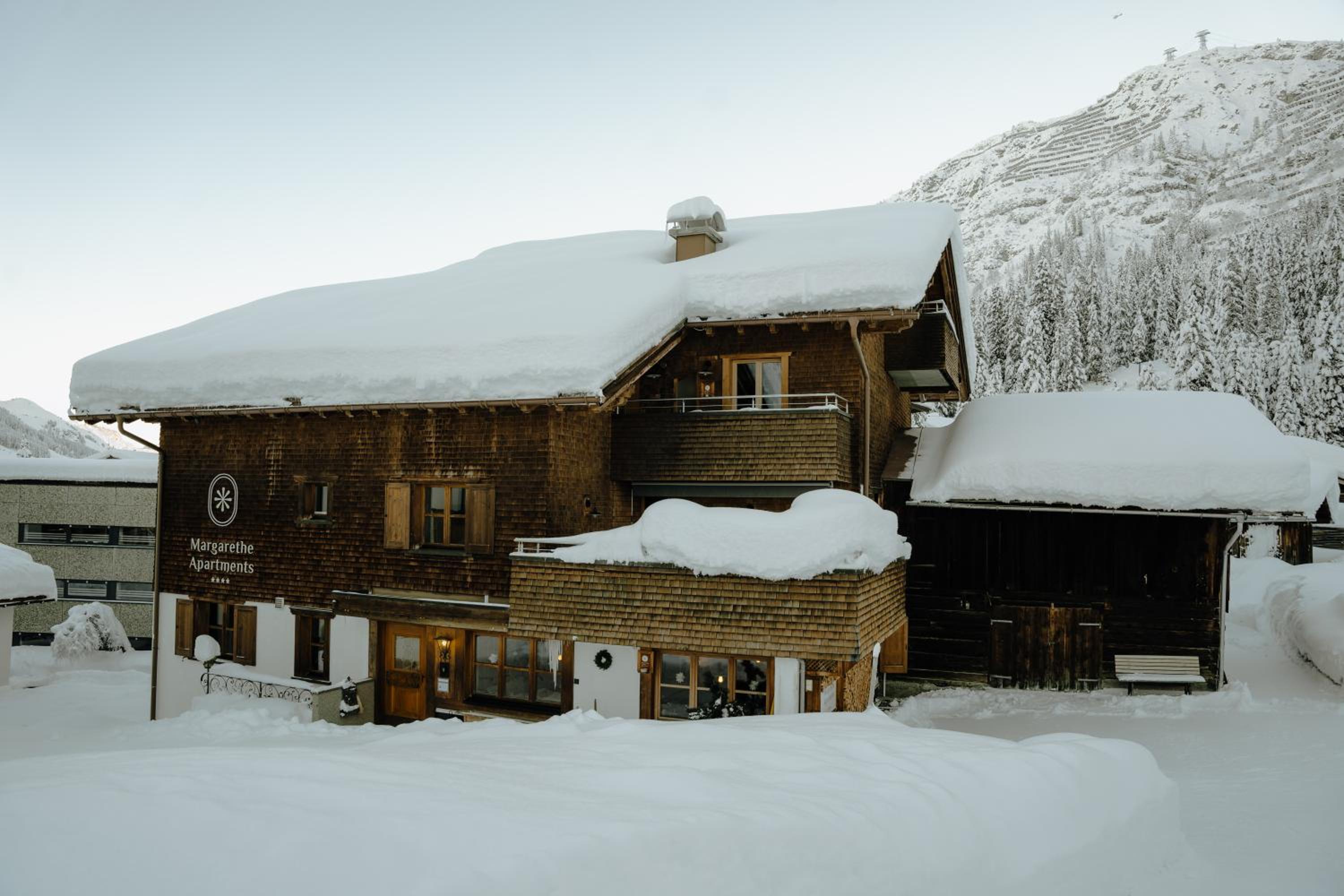 Margarethe Apartments Lech view 2