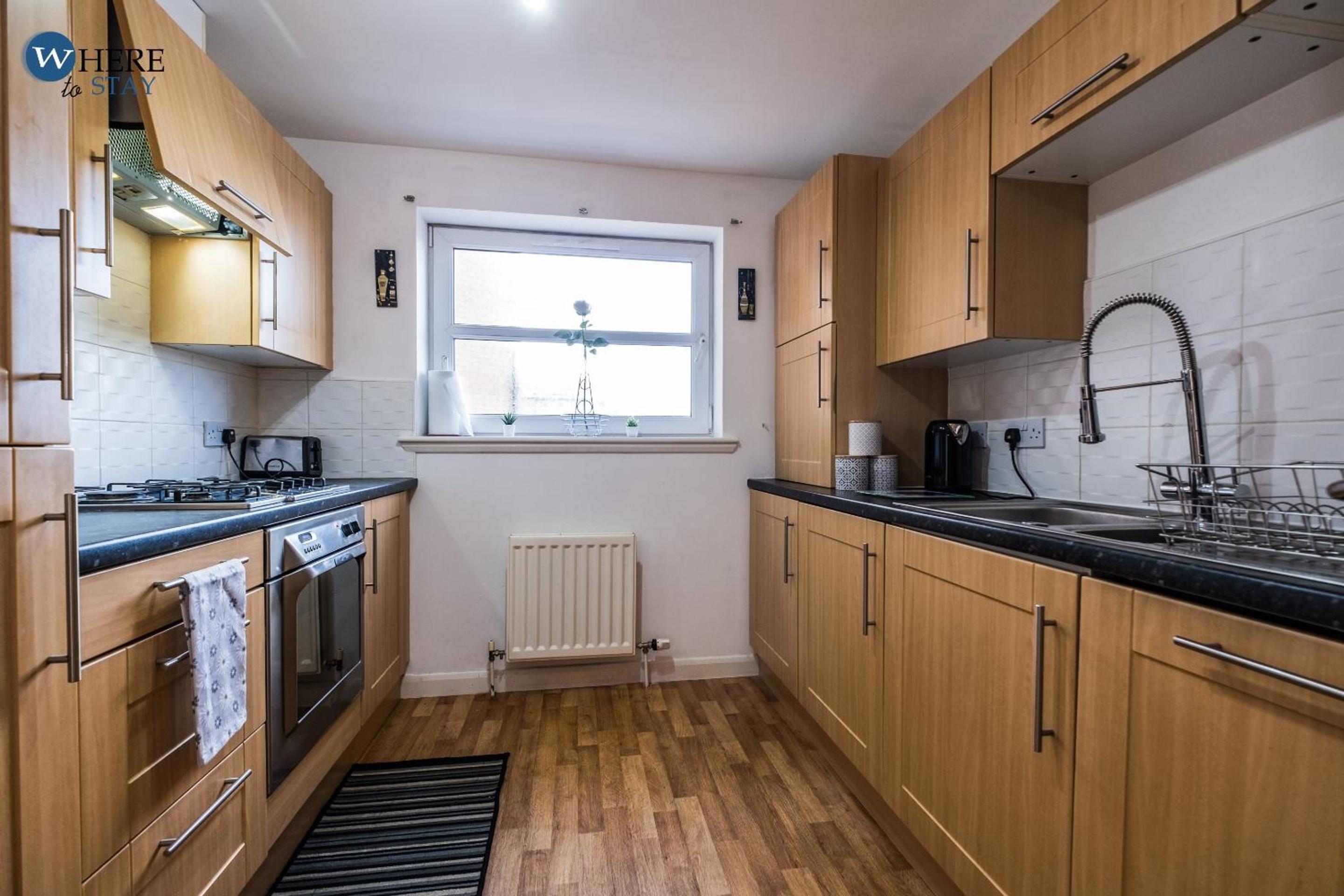 Warm 3 bed Apartment Aberdeen view 3