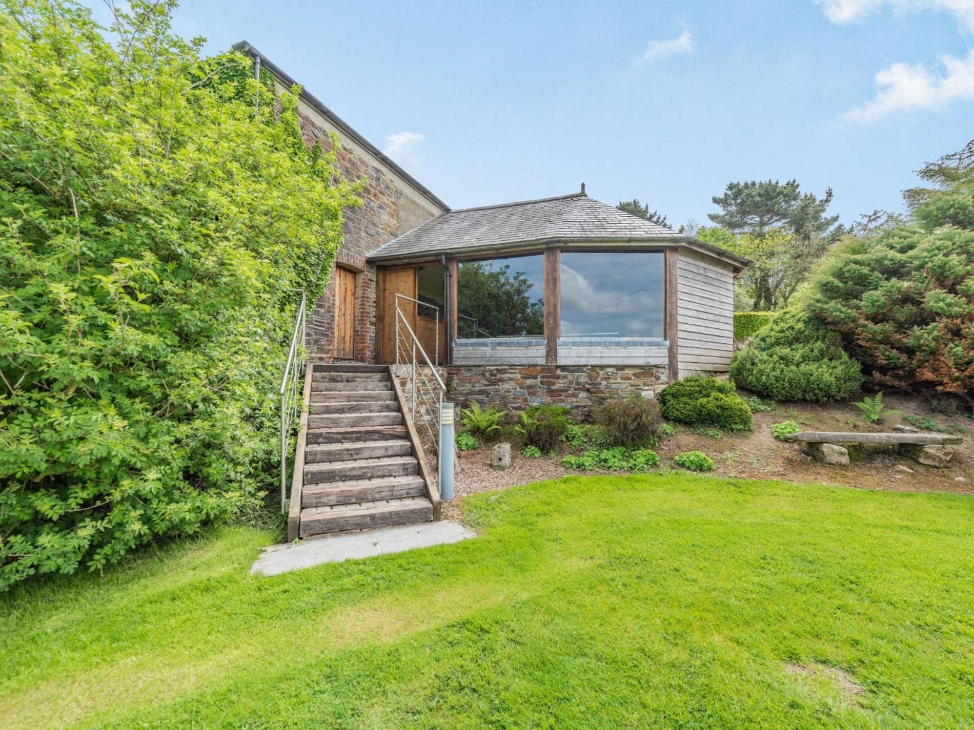 5 Bed in Okehampton oc-wagol view 4