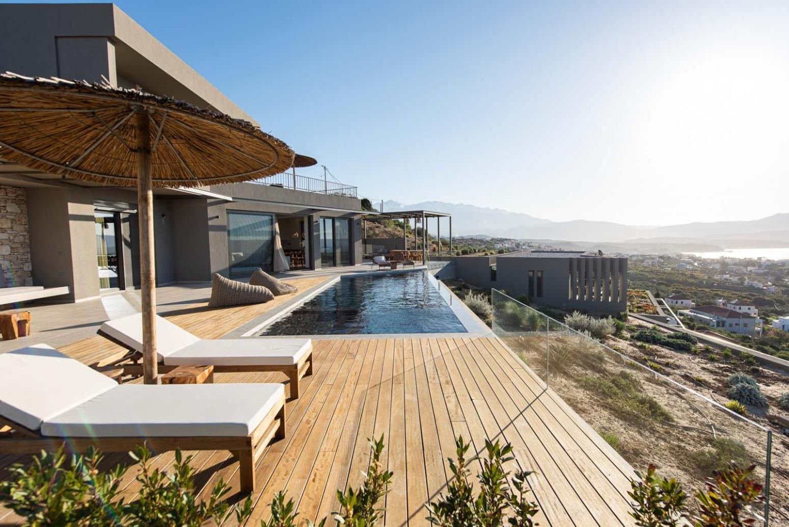 Luxurious Villa Kokoblue - With Heated Pool view 2