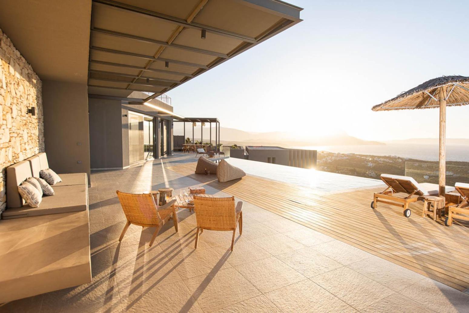 Luxurious Villa Kokoblue - With Heated Pool view 4