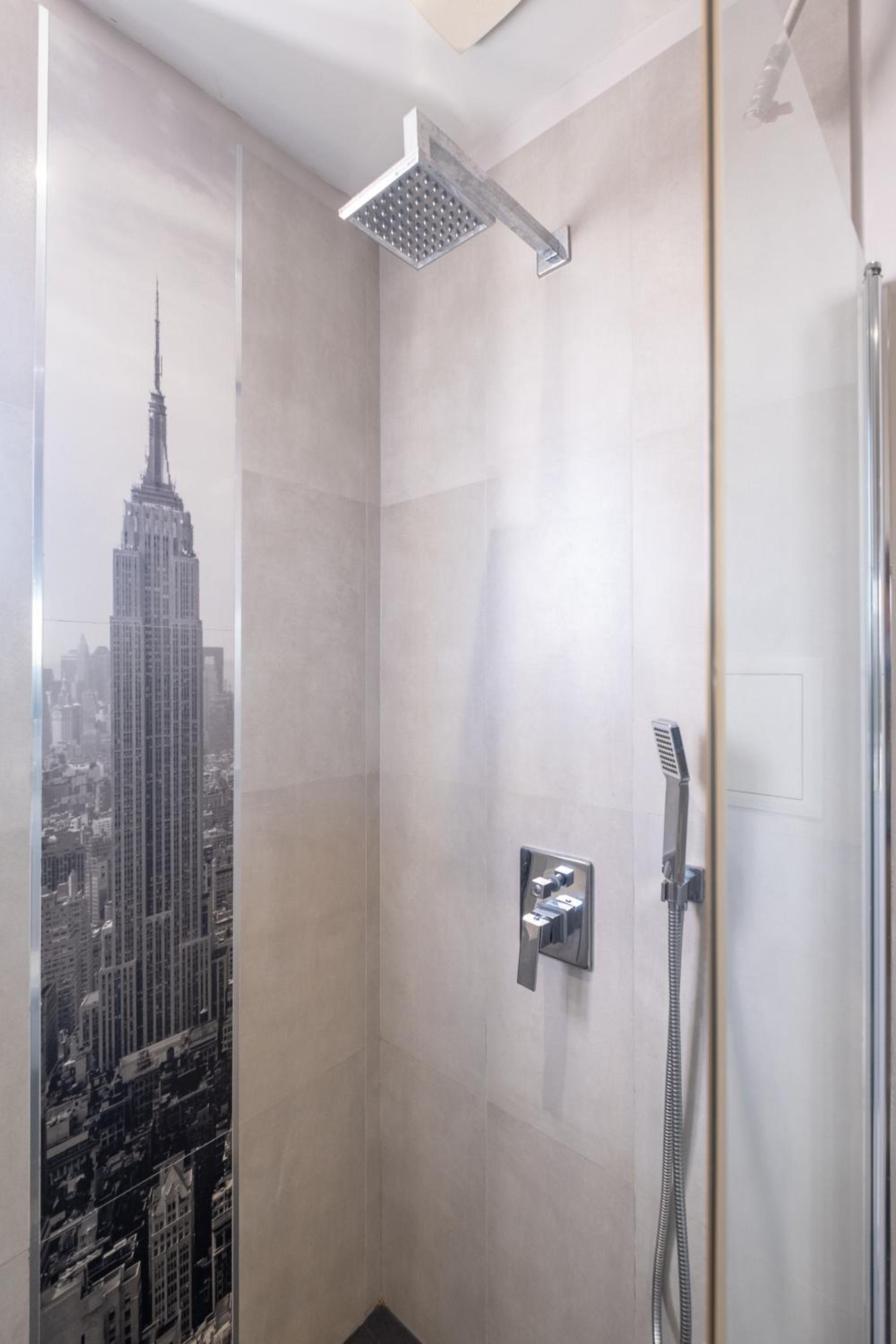Tranquil Place in the middle of Downtown 2BR