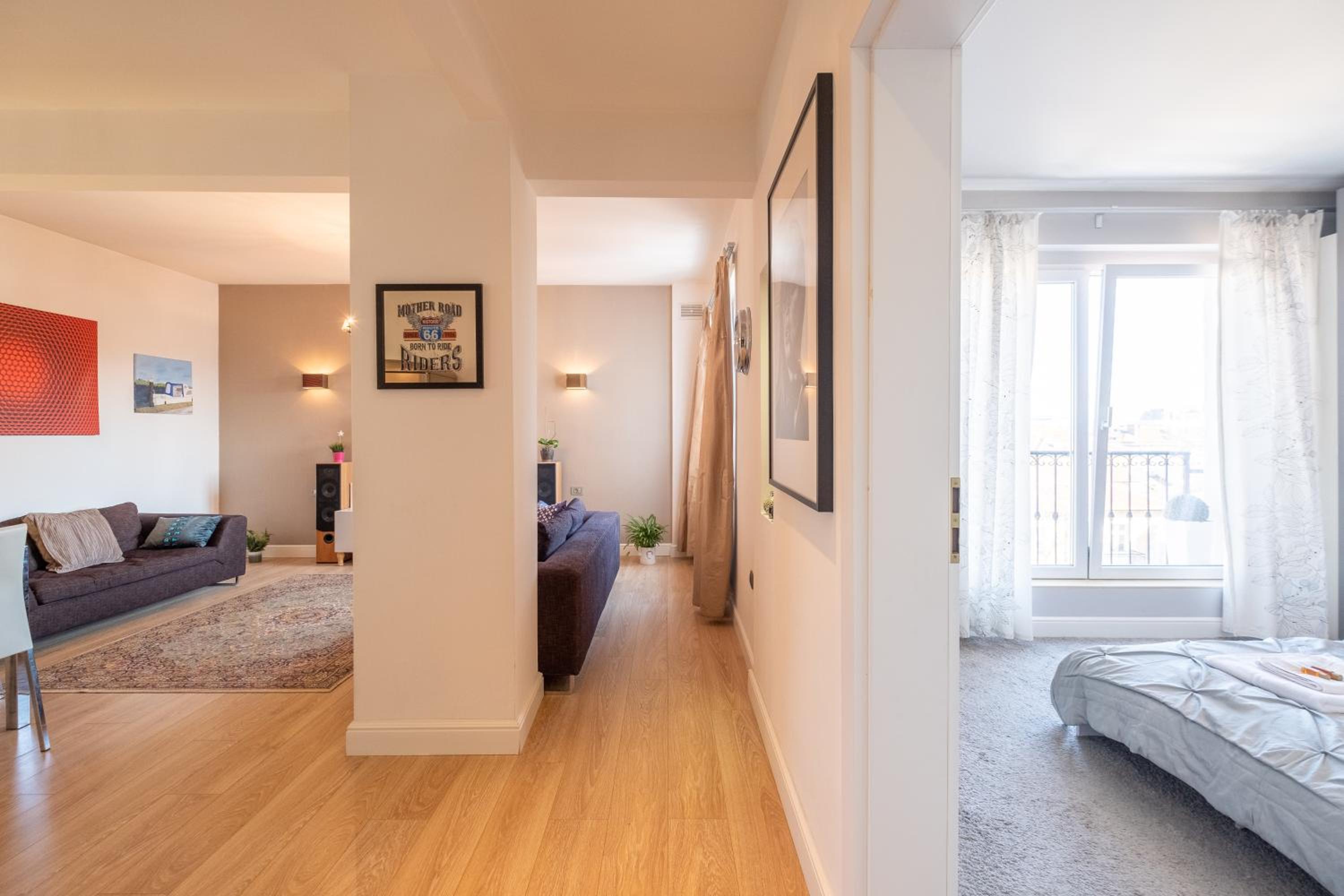 Tranquil Place in the middle of Downtown 2BR