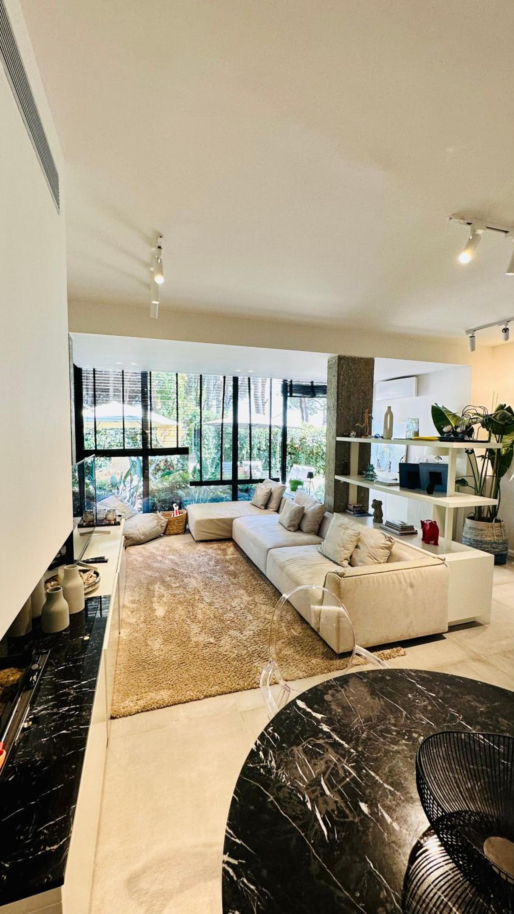 Deluxe Garden Apartment at Marea Resort photo 5