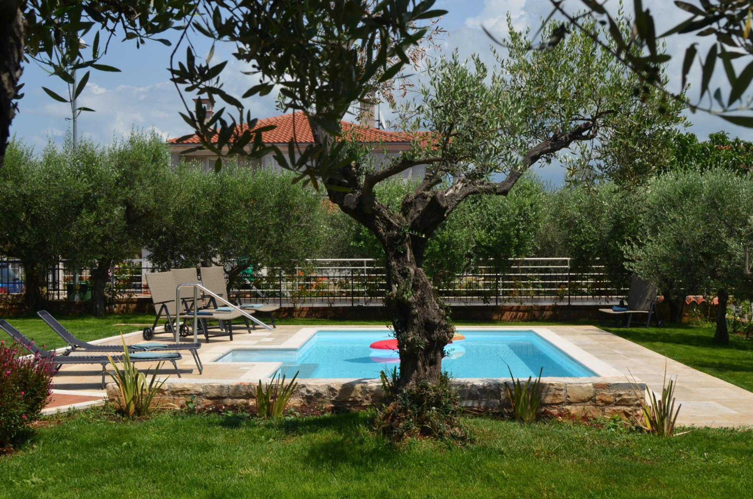 Holiday Home Sverko with garden in Novigrad view 3