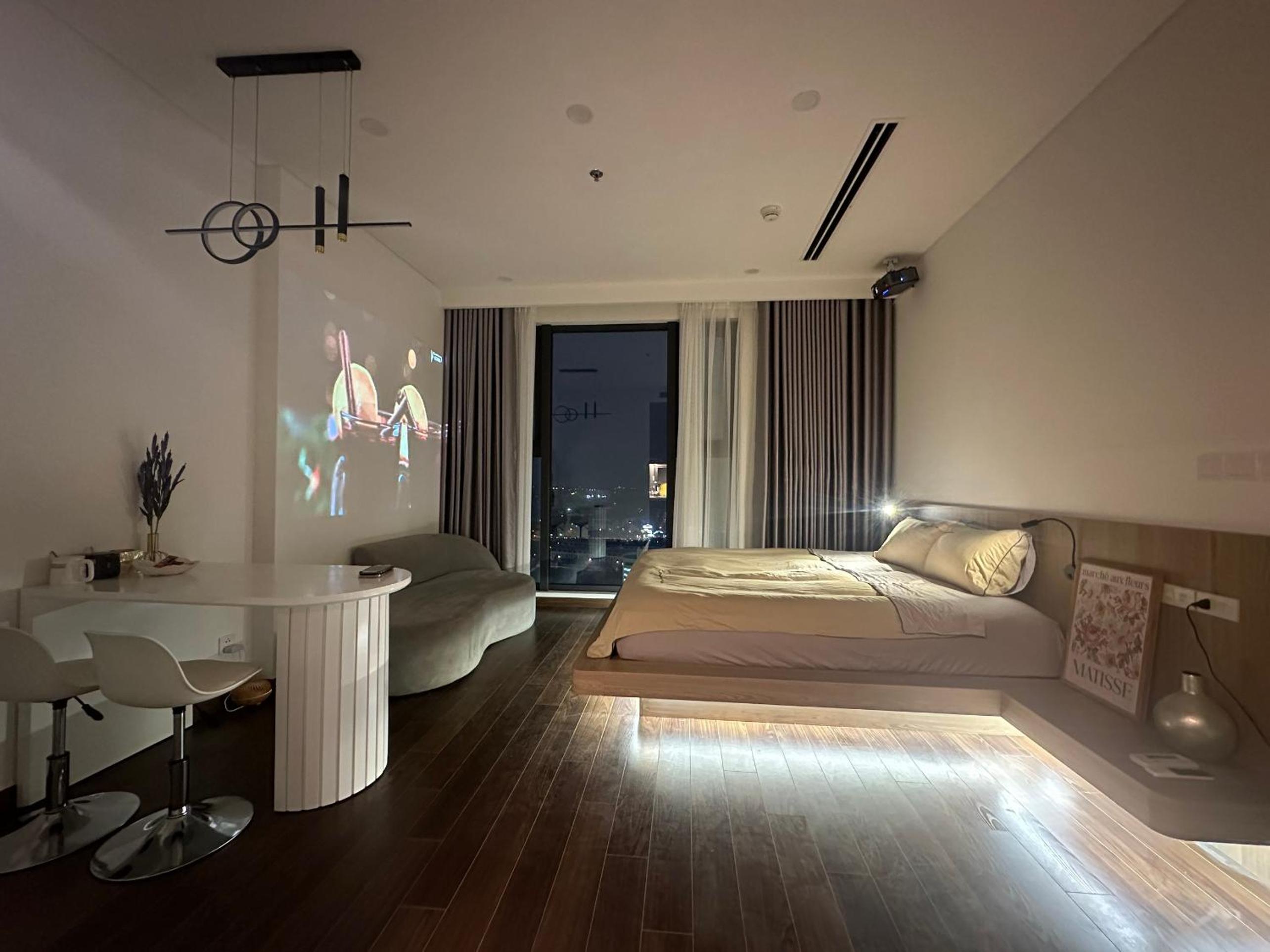 Homestay & Apartment Vinhomes Smart City Tây Mỗ - Masteri A