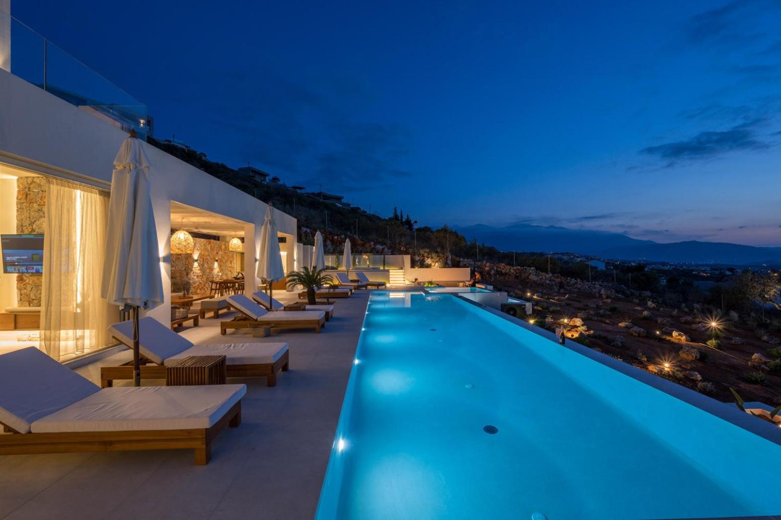 Luxurious Villa Thyrsus - With Private Heated Pool photo 2