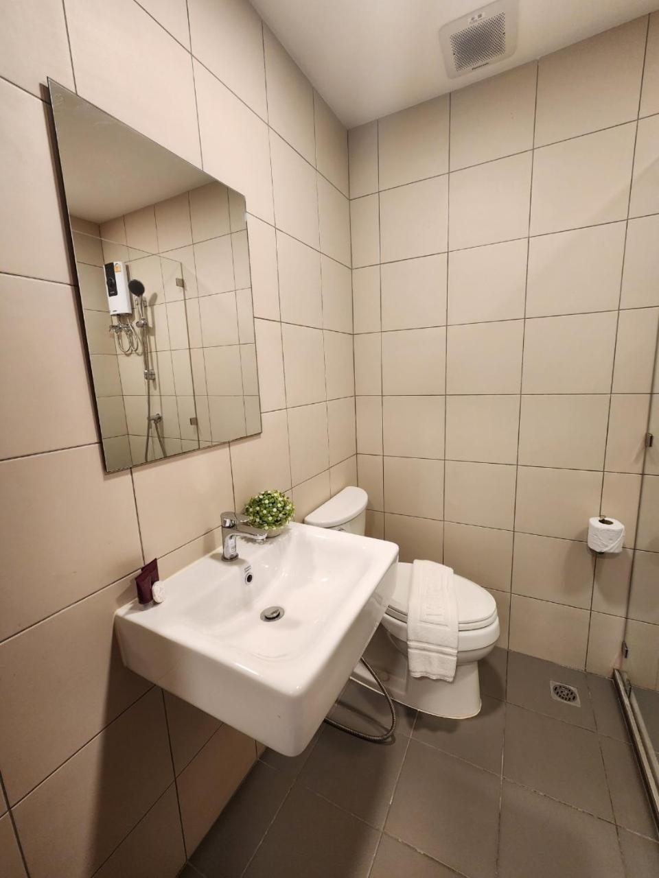 United Tower Thonglor by Aspira