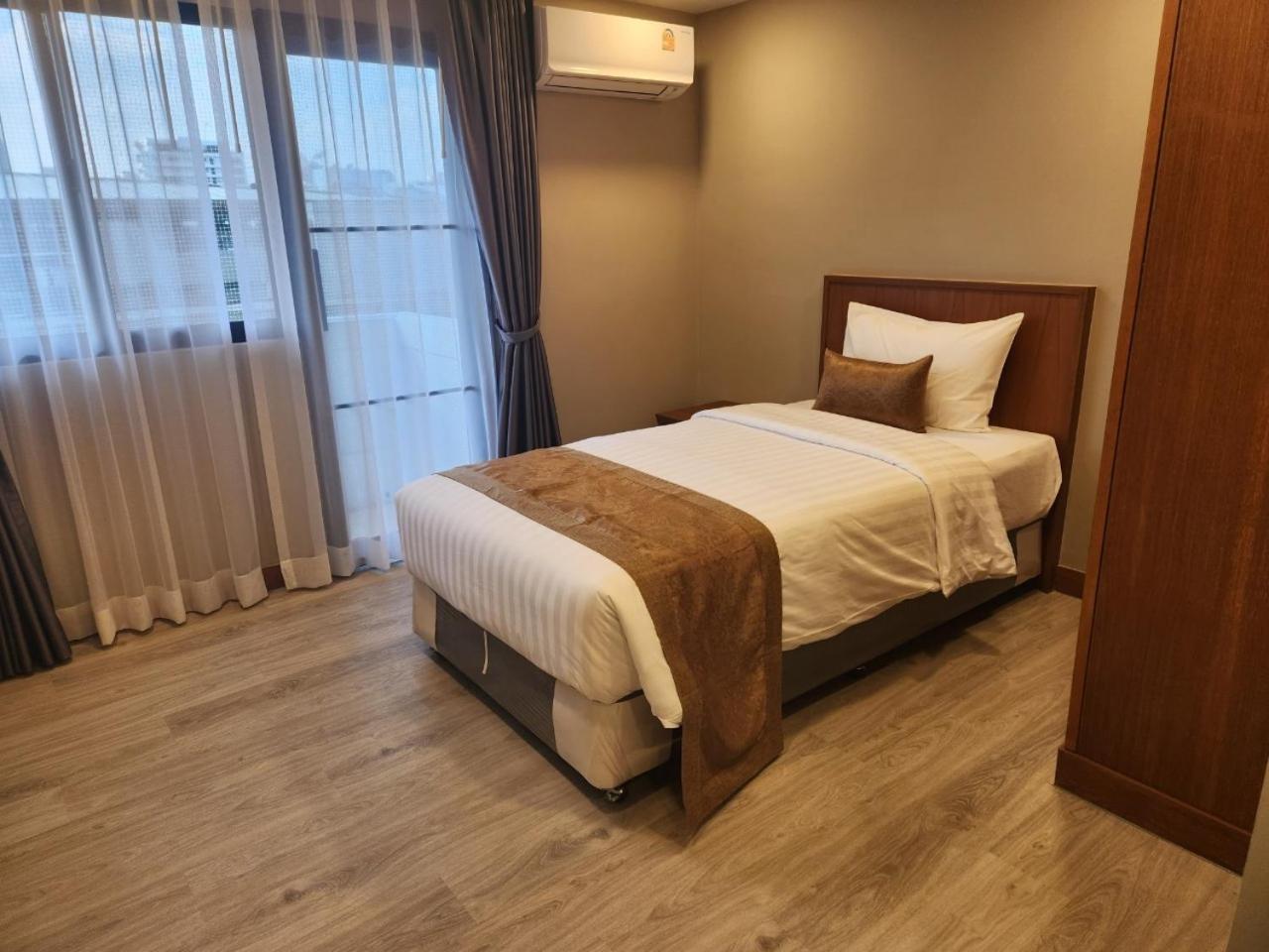United Tower Thonglor by Aspira