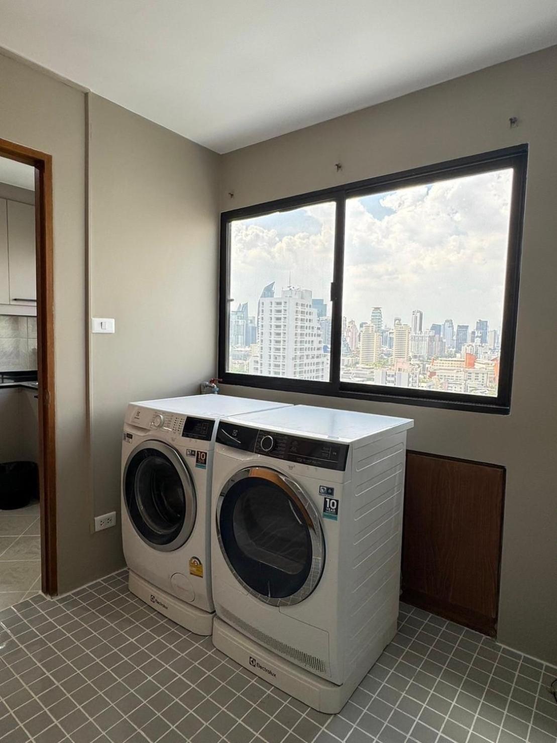United Tower Thonglor by Aspira