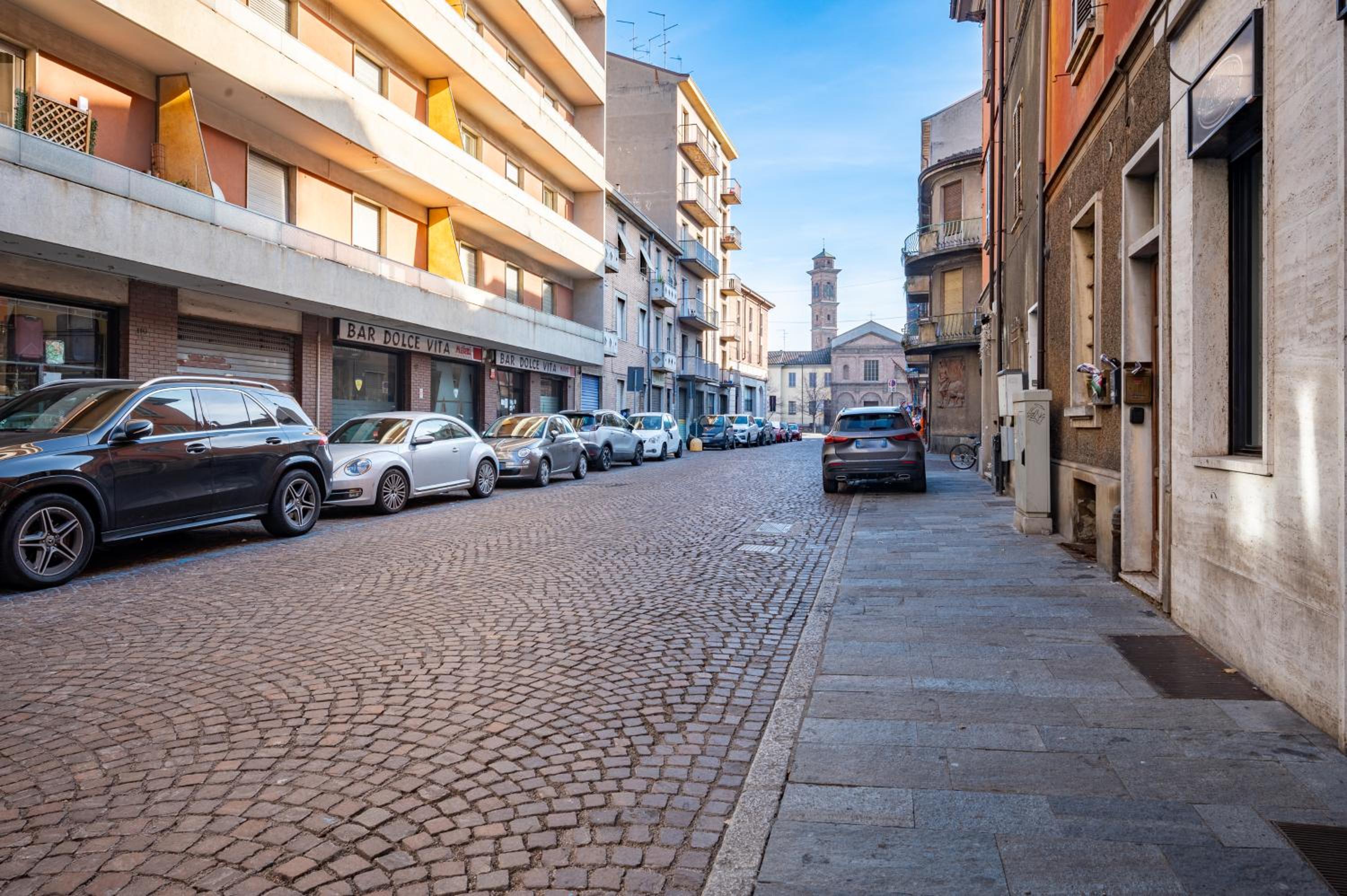 Grattacielo dei Mille! Le Onde Apartment view 3