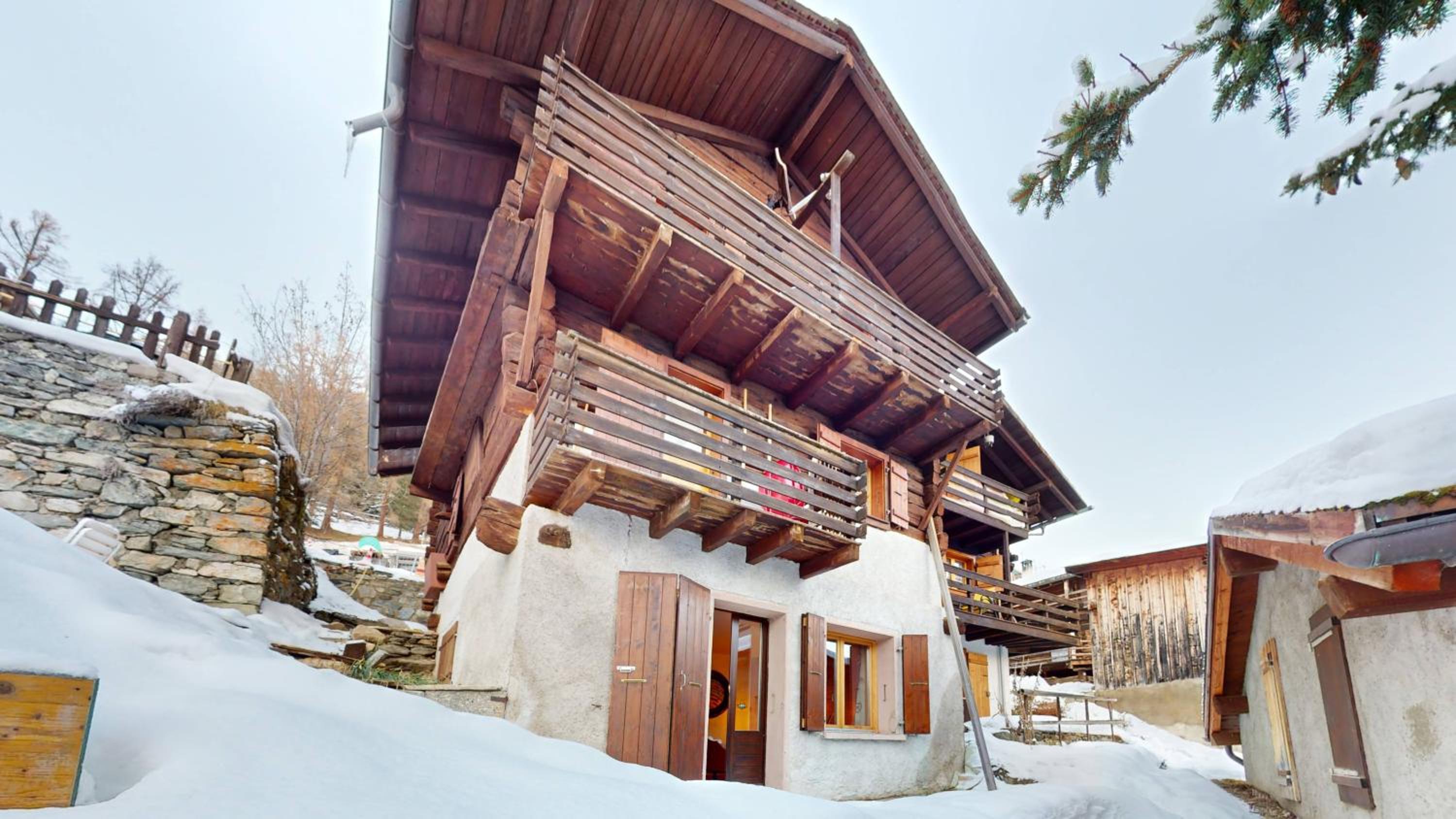 Family chalet in the heart of the Val d'Anniviers