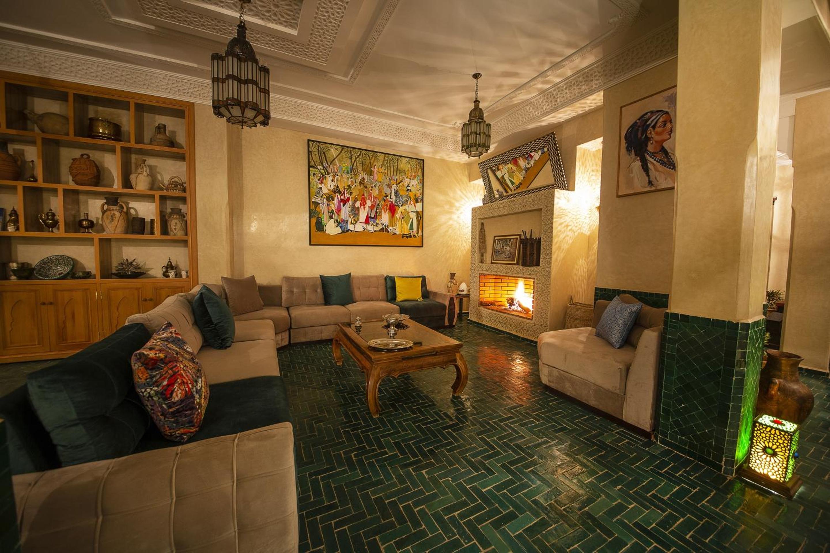 lounge