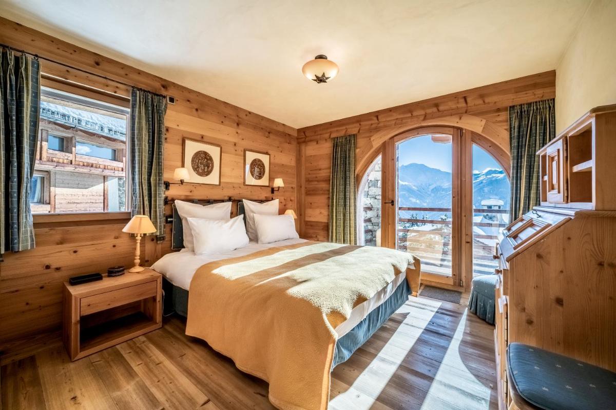 Capel Verbier - BY EMERALD STAY