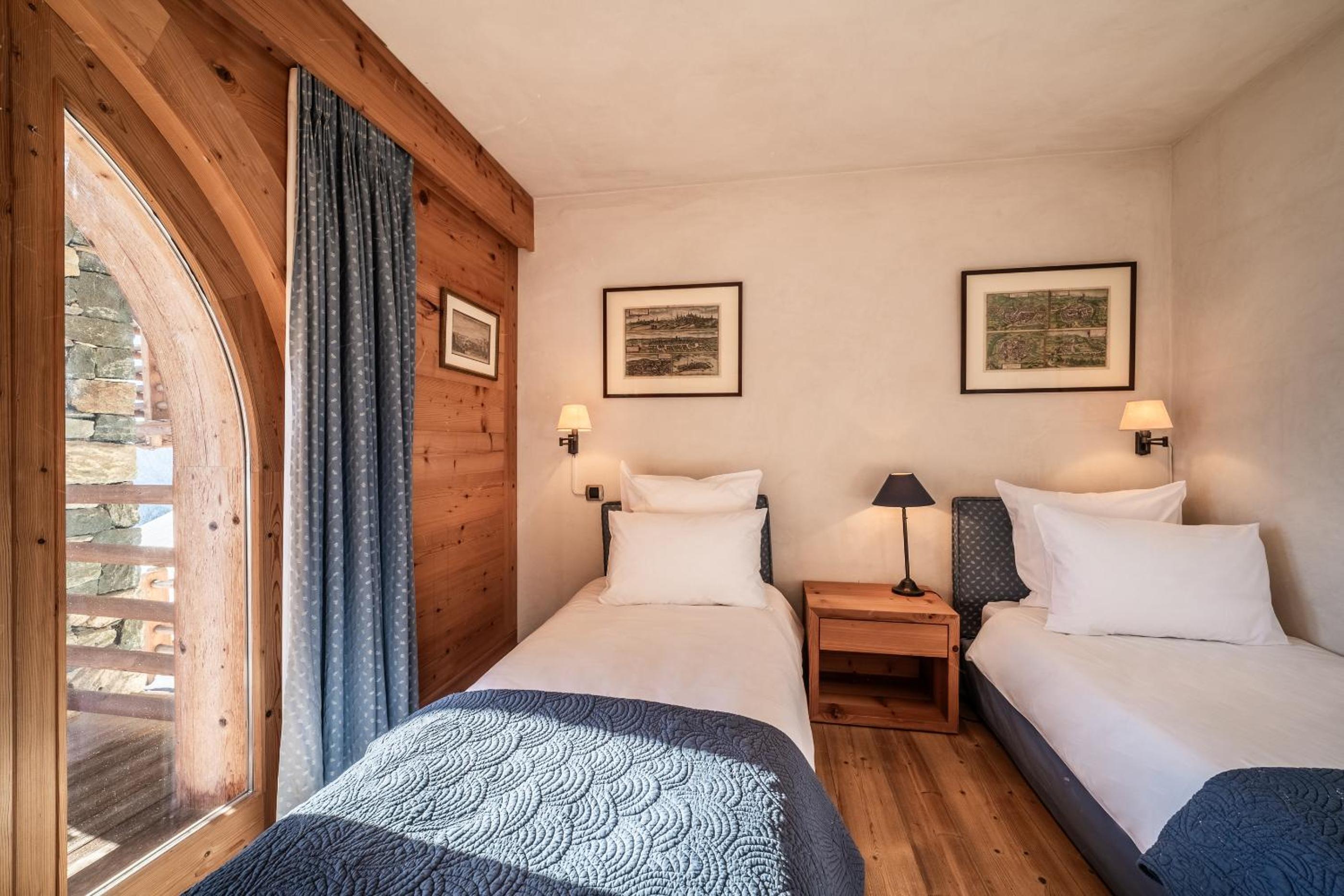 Capel Verbier - BY EMERALD STAY