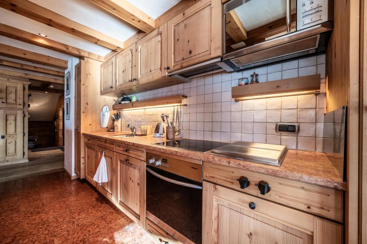 Capel Verbier - BY EMERALD STAY