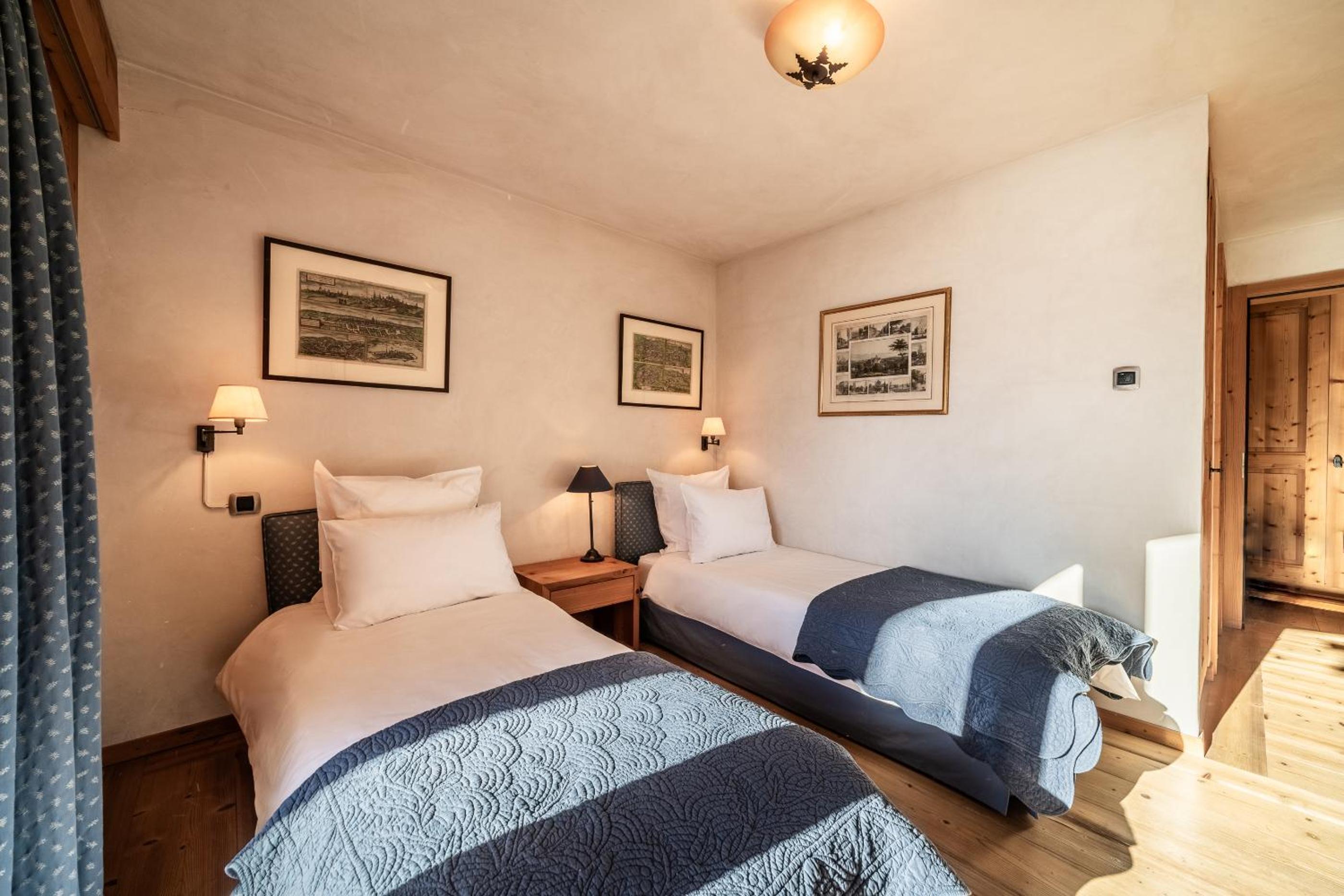 Capel Verbier - BY EMERALD STAY