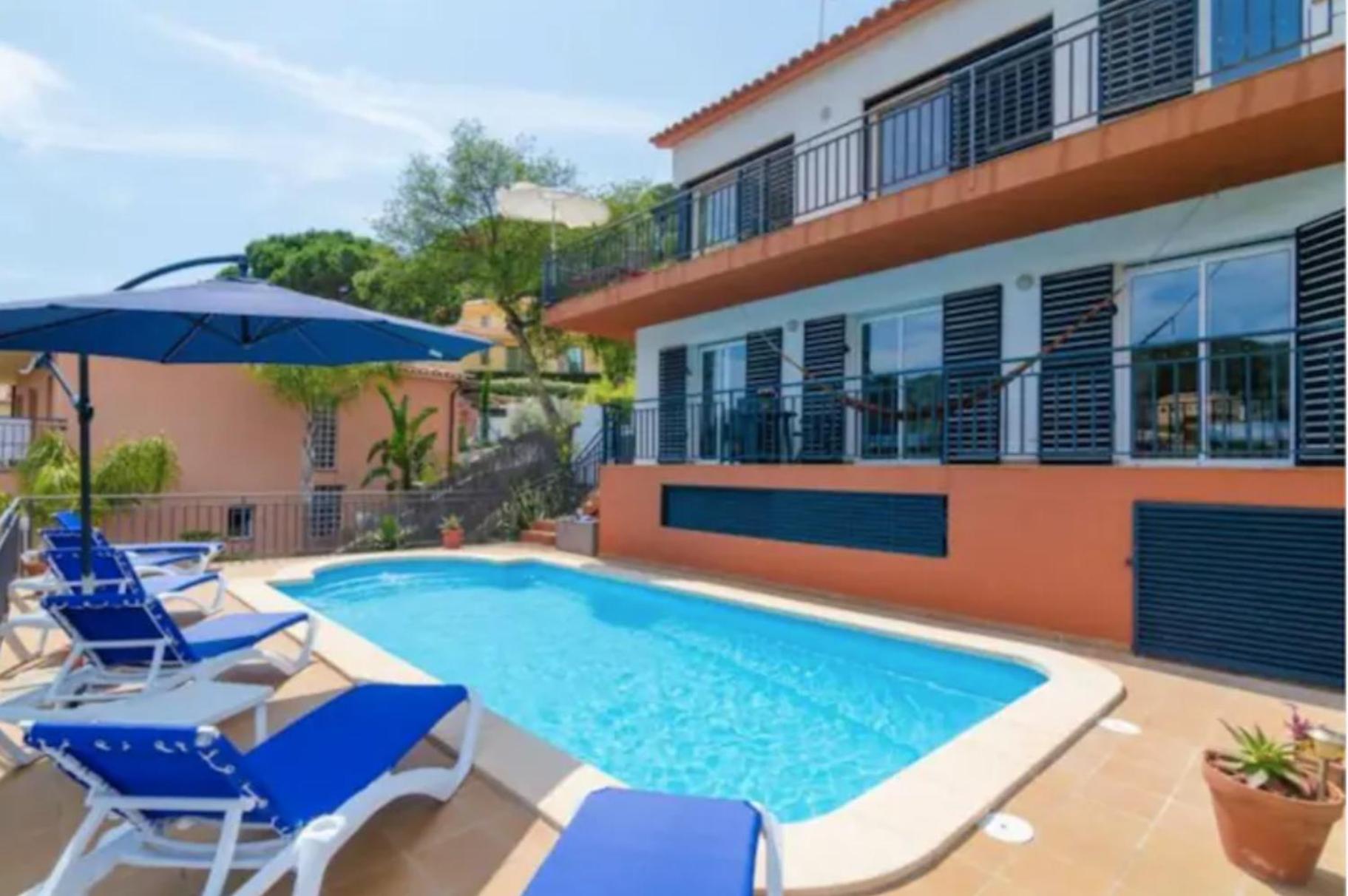 Hotel Pinzon, gezellige familievilla met groot zwembad. - Image 1