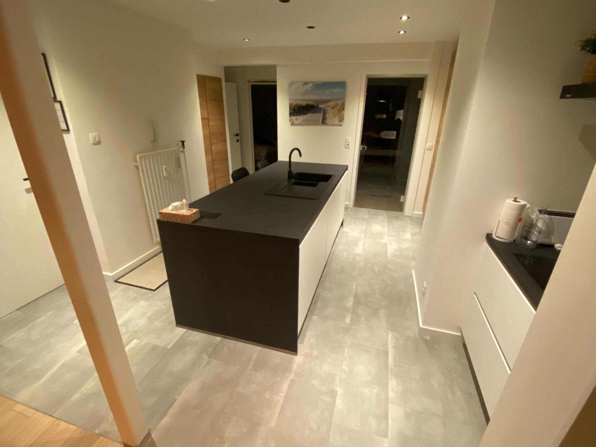 Spacious Apartment With Sea View