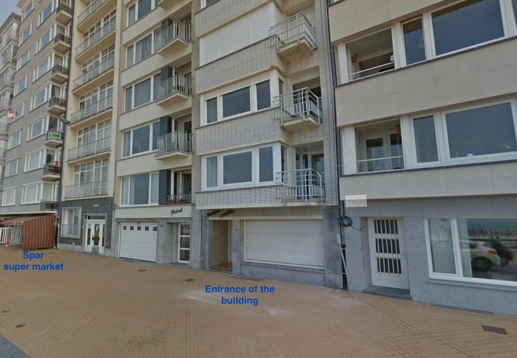 Spacious Apartment With Sea View