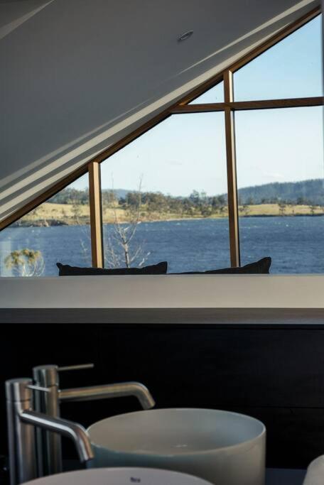 Apollo Bay House
