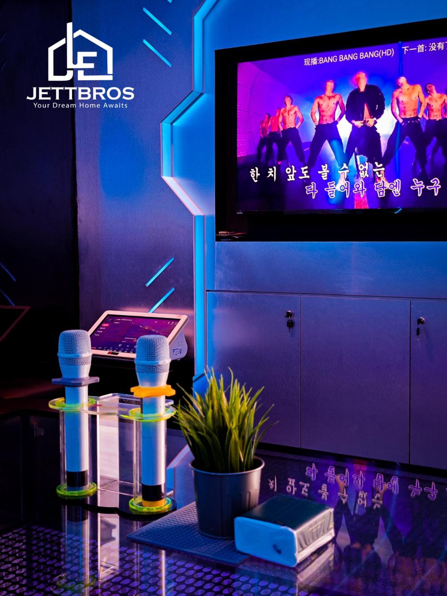 JettBros D' Amore Paradiso @Mount Austin JB