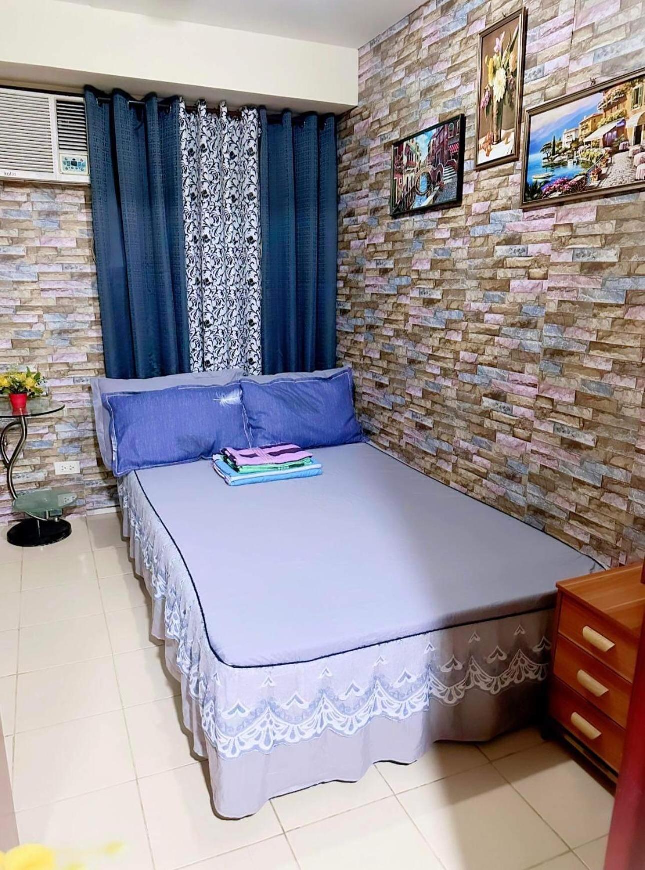 2bedroom condo unit