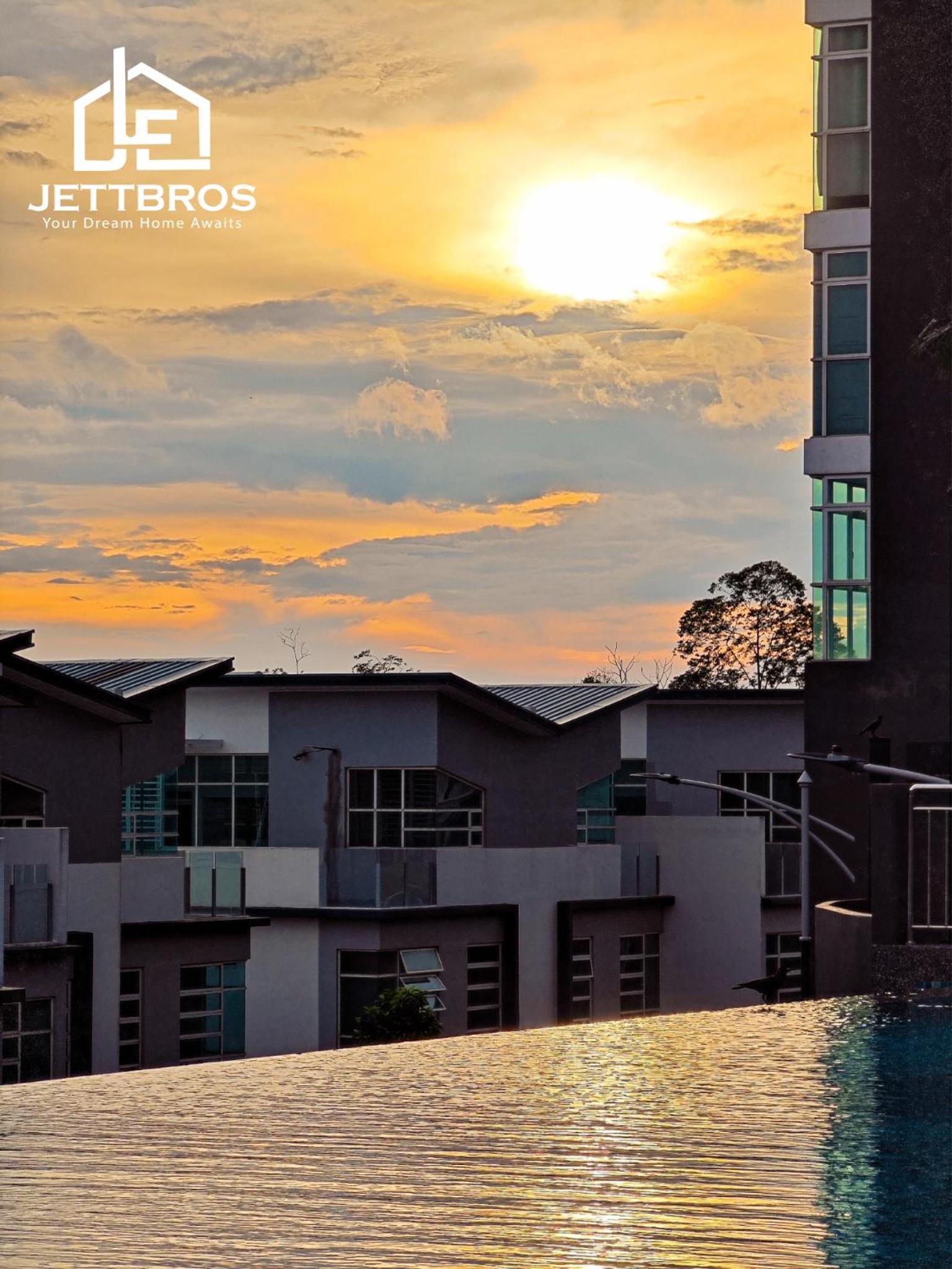 JettBros D' Amore Paradiso @Mount Austin JB