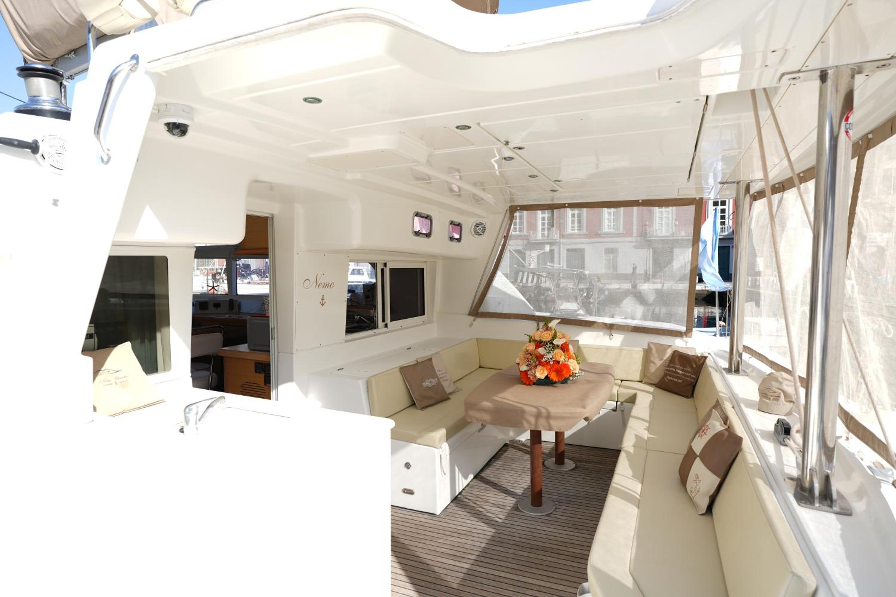 catamarano Dory