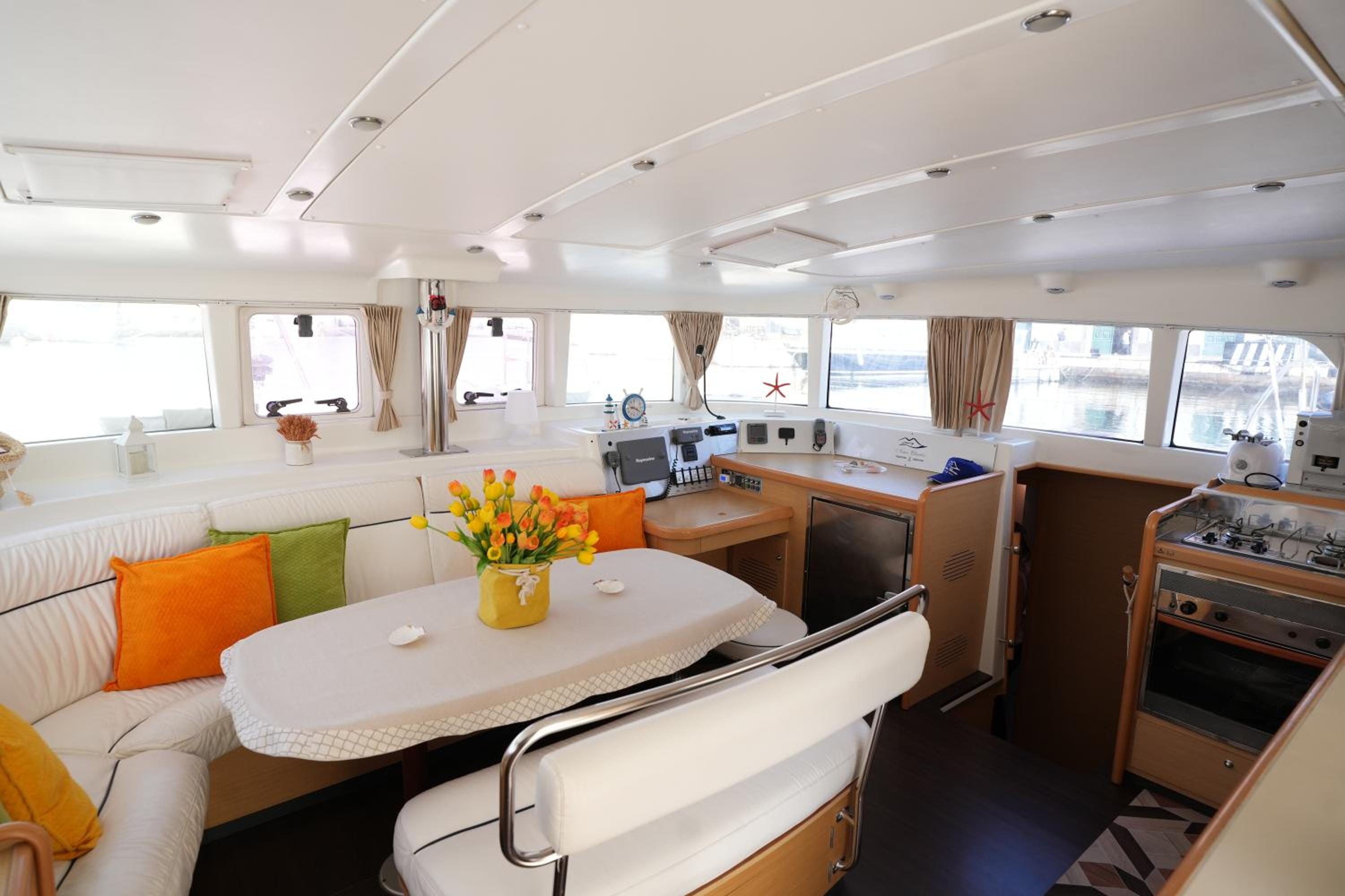 catamarano Dory