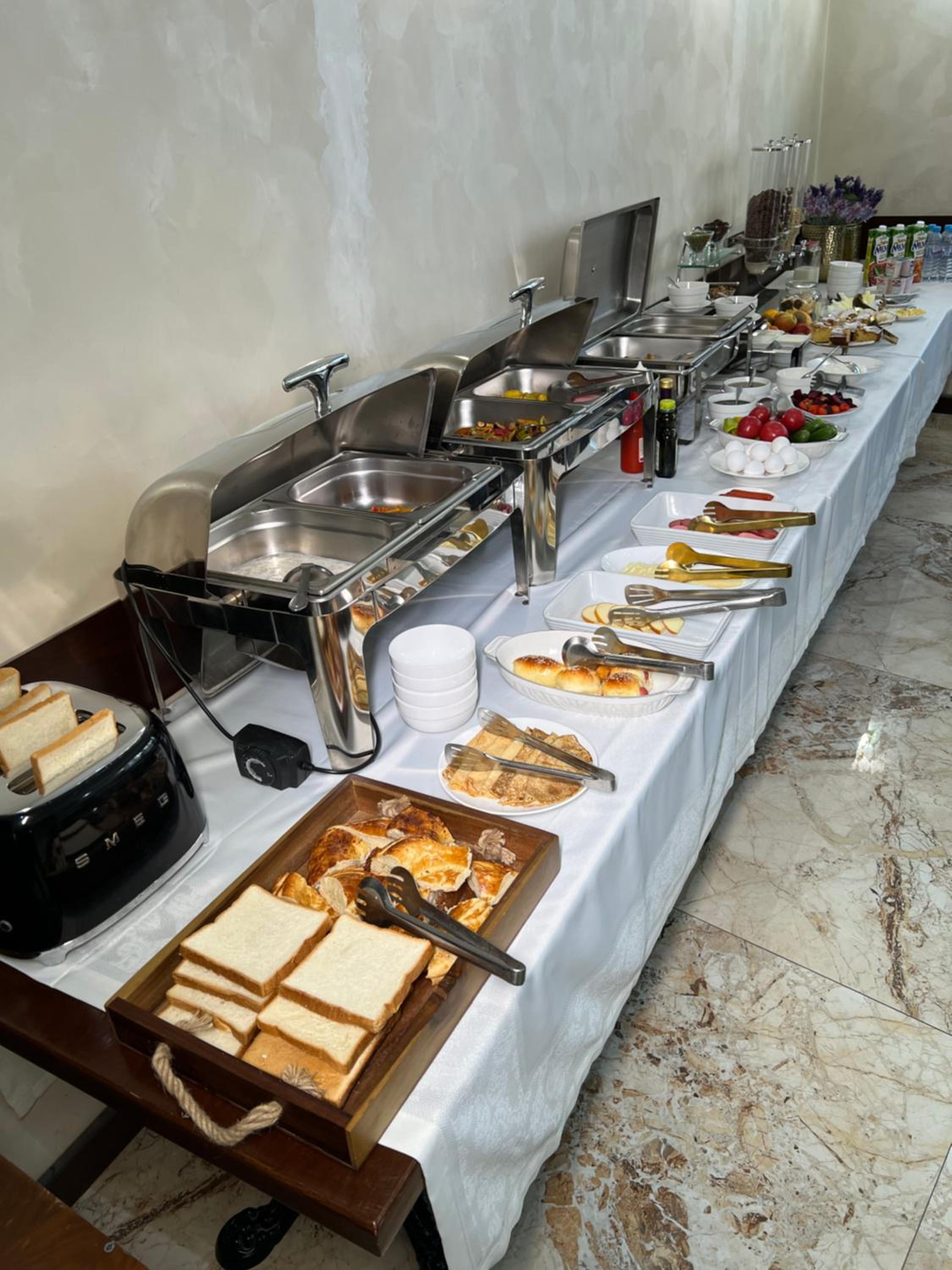 Palace Hotel Tashkent view 3