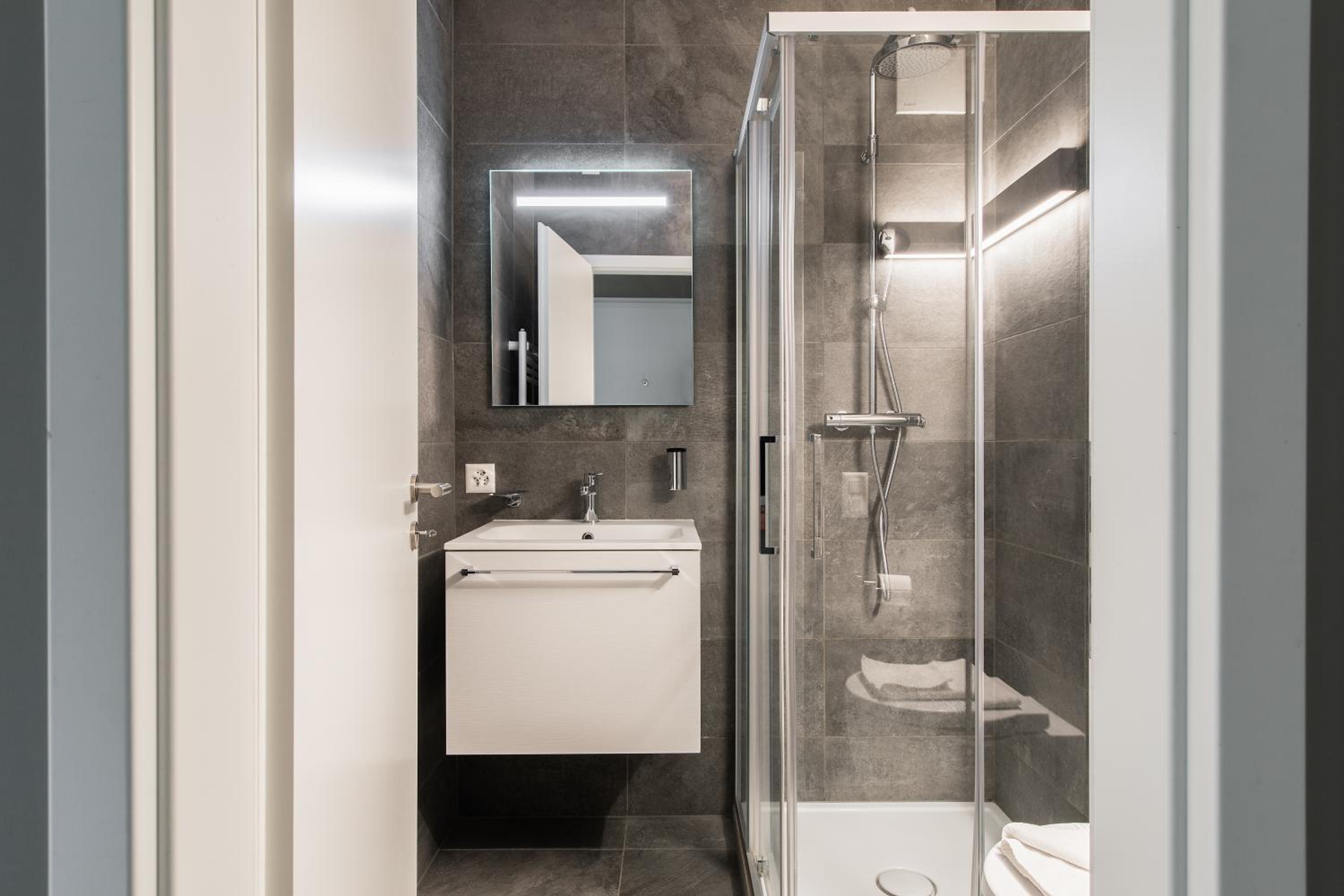 Minerva Apartments by Quokka 360 - close to Lugano station