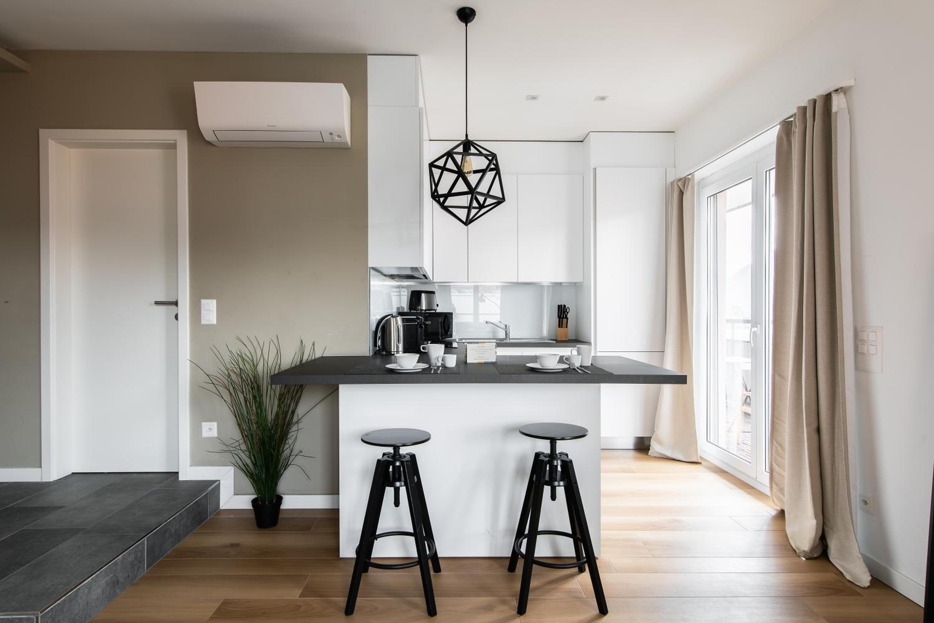 Minerva Apartments by Quokka 360 - close to Lugano station