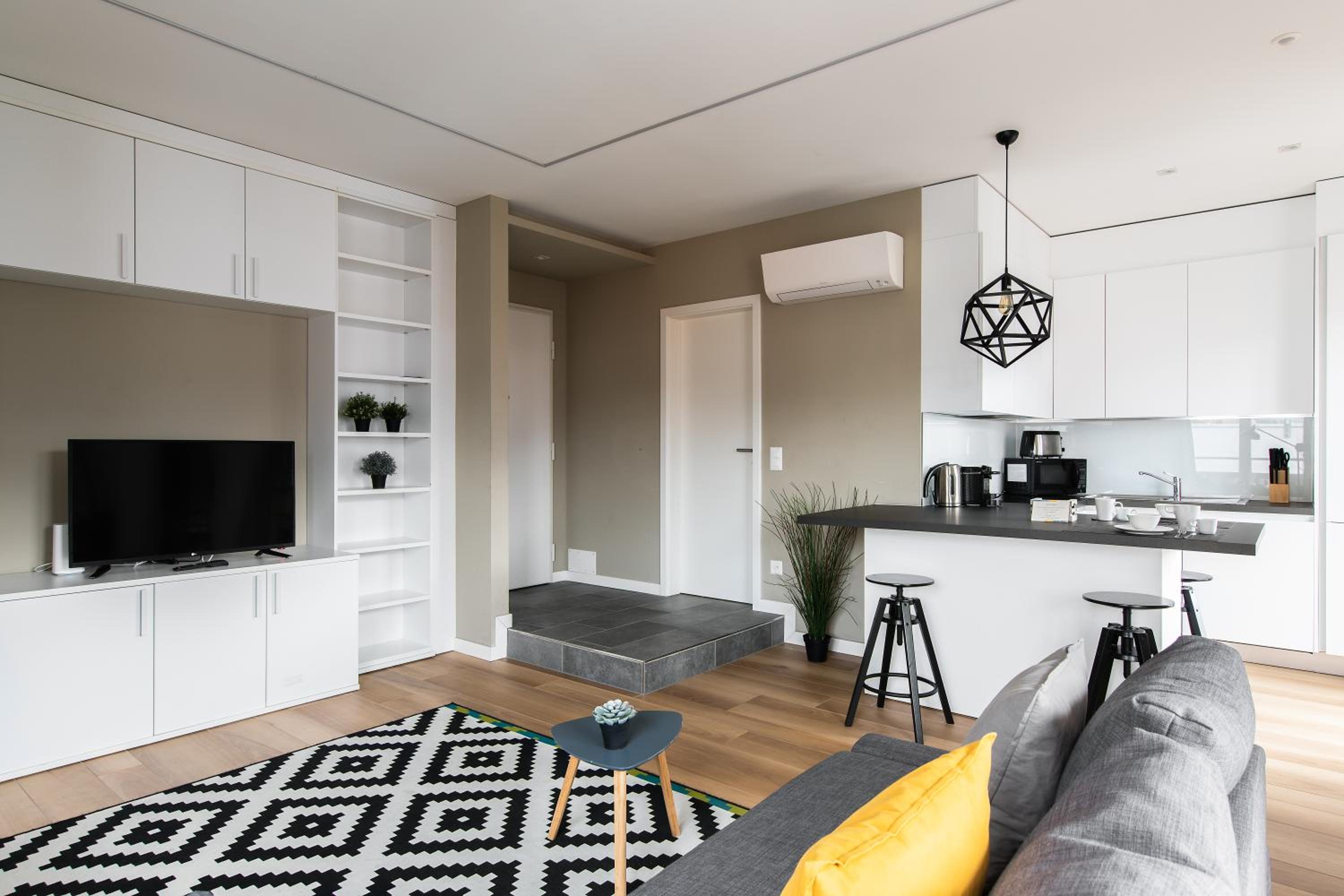 Minerva Apartments by Quokka 360 - close to Lugano station