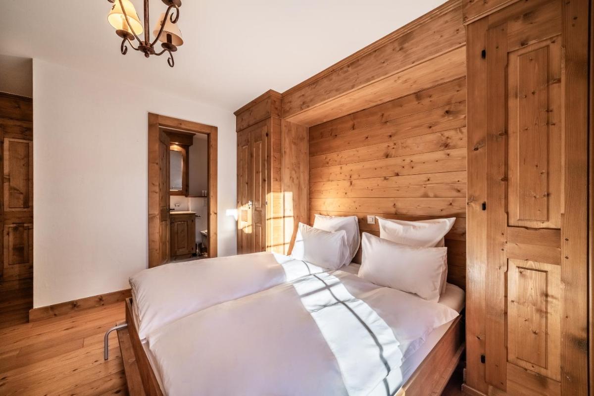 Ayous Verbier - BY EMERALD STAY